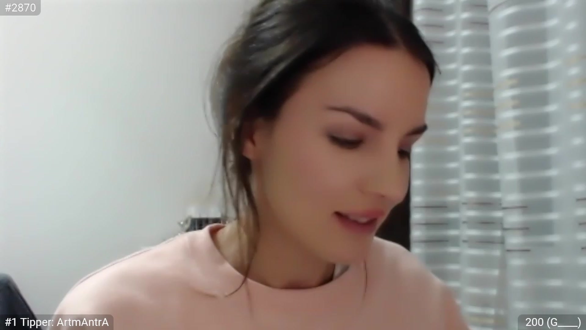 Gallery image thumbnail from Peppermint's myfreecams stream on, 11/12/2023, 24:35 image 11 of 20
