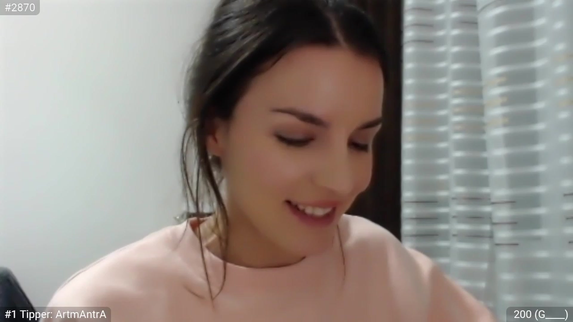 Gallery image thumbnail from Peppermint's myfreecams stream on, 11/12/2023, 24:35 image 12 of 20
