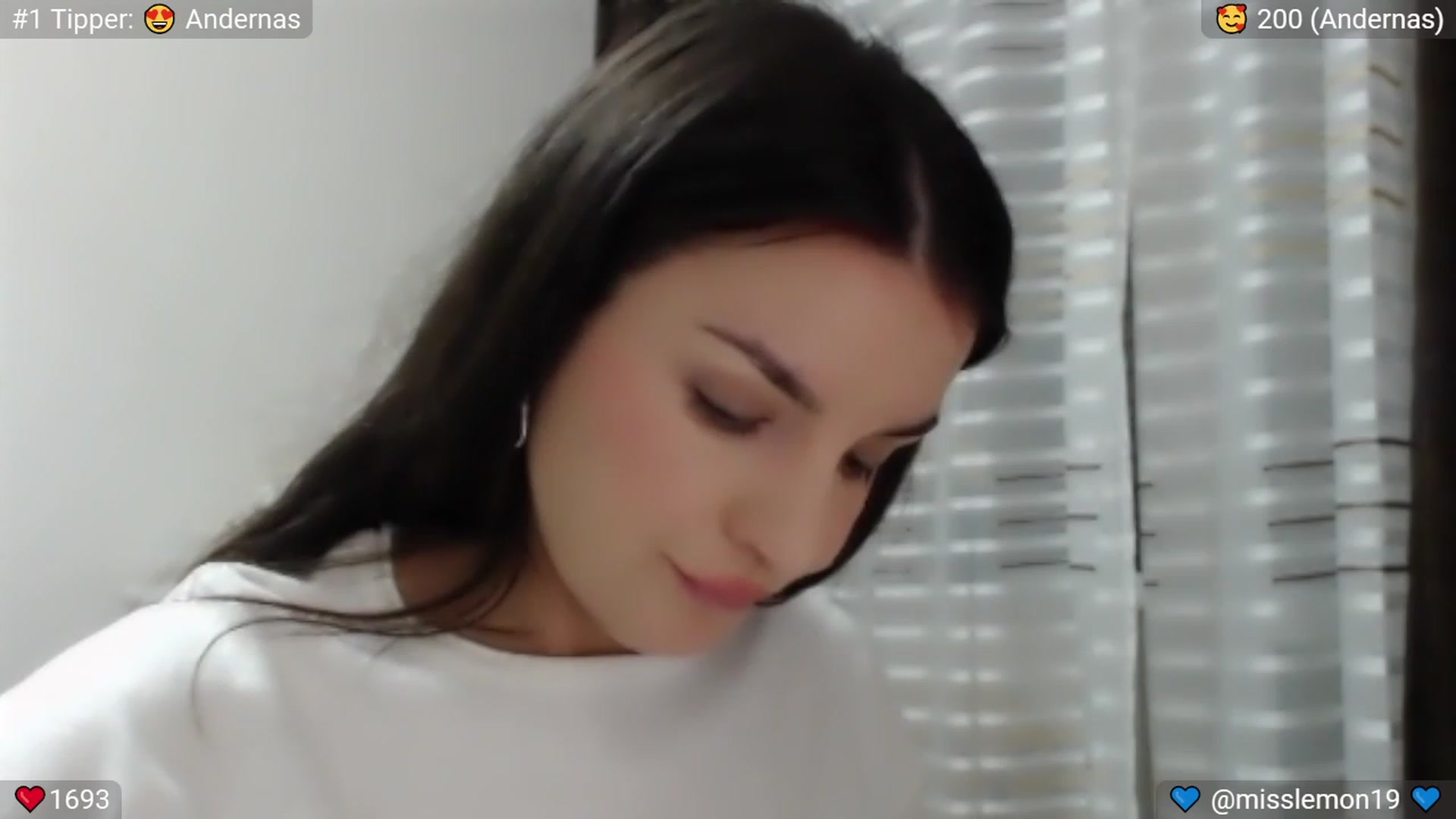 Gallery image thumbnail from Peppermint's myfreecams stream on, 01/21/2024, 24:58 image 5 of 20