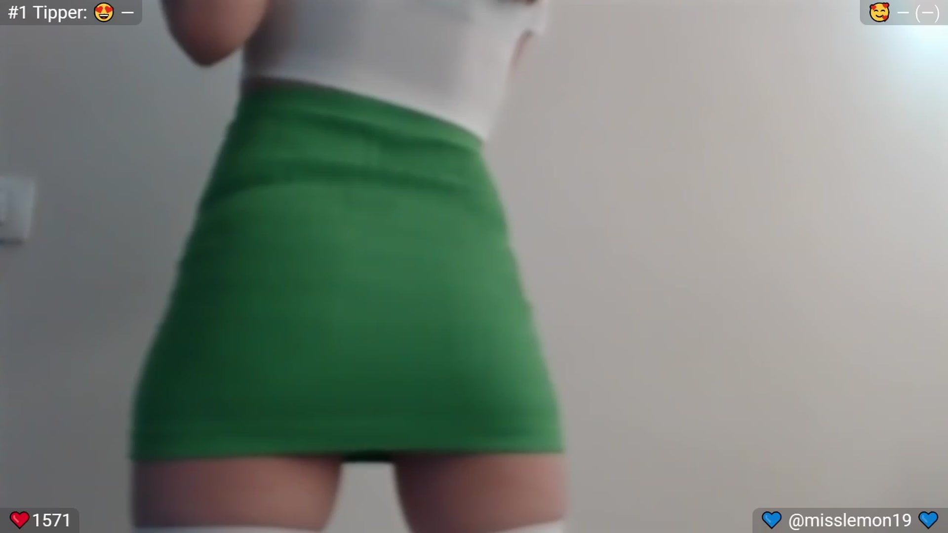 Gallery image thumbnail from Peppermint's myfreecams stream on, 01/27/2024, 22:40 image 4 of 20