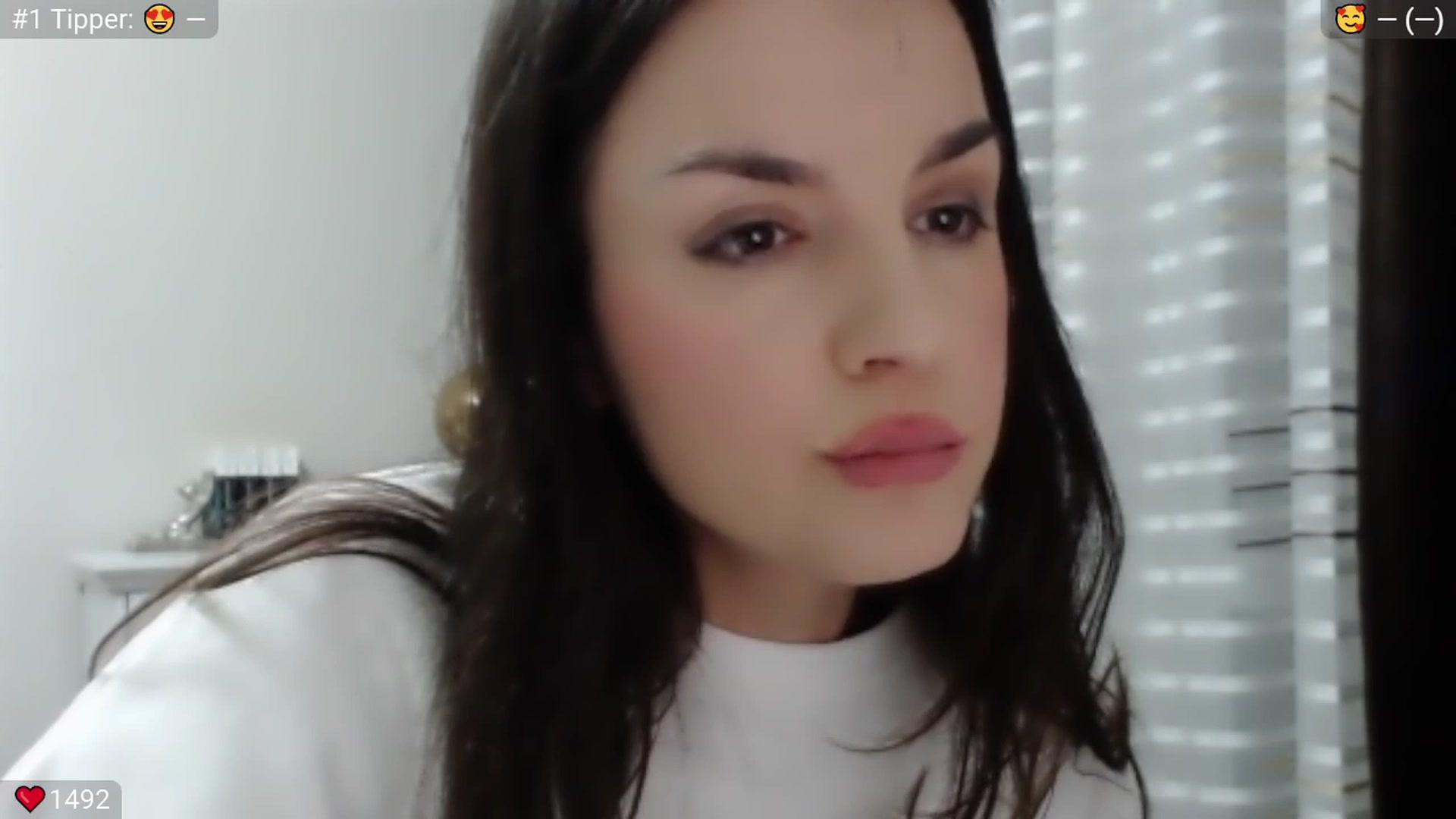 Gallery image thumbnail from Peppermint's myfreecams stream on, 01/29/2024, 24:36 image 3 of 20