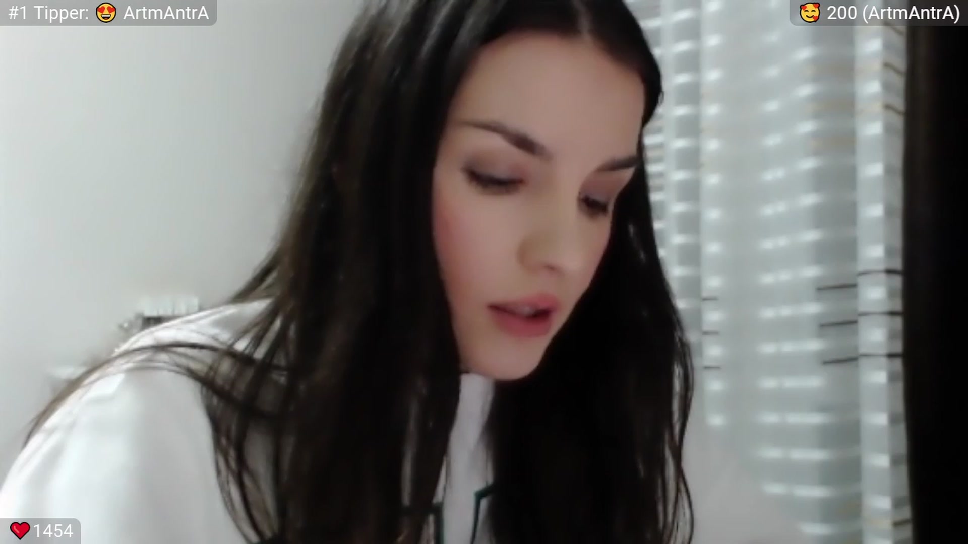 Gallery image thumbnail from Peppermint's myfreecams stream on, 01/29/2024, 24:36 image 12 of 20