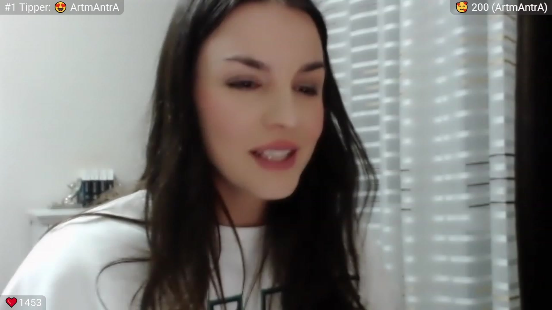 Gallery image thumbnail from Peppermint's myfreecams stream on, 01/29/2024, 24:36 image 10 of 20