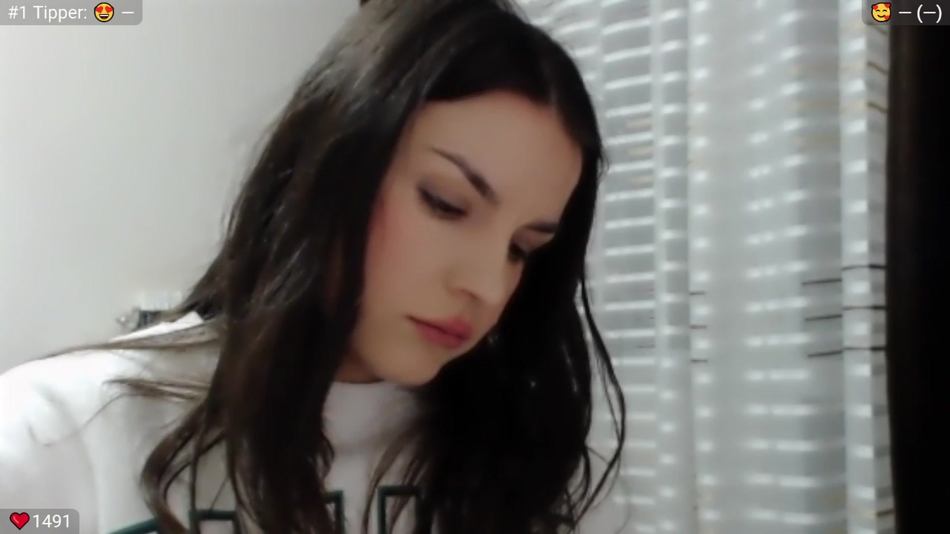 Gallery image thumbnail from Peppermint's myfreecams stream on, 01/29/2024, 24:36 image 2 of 20