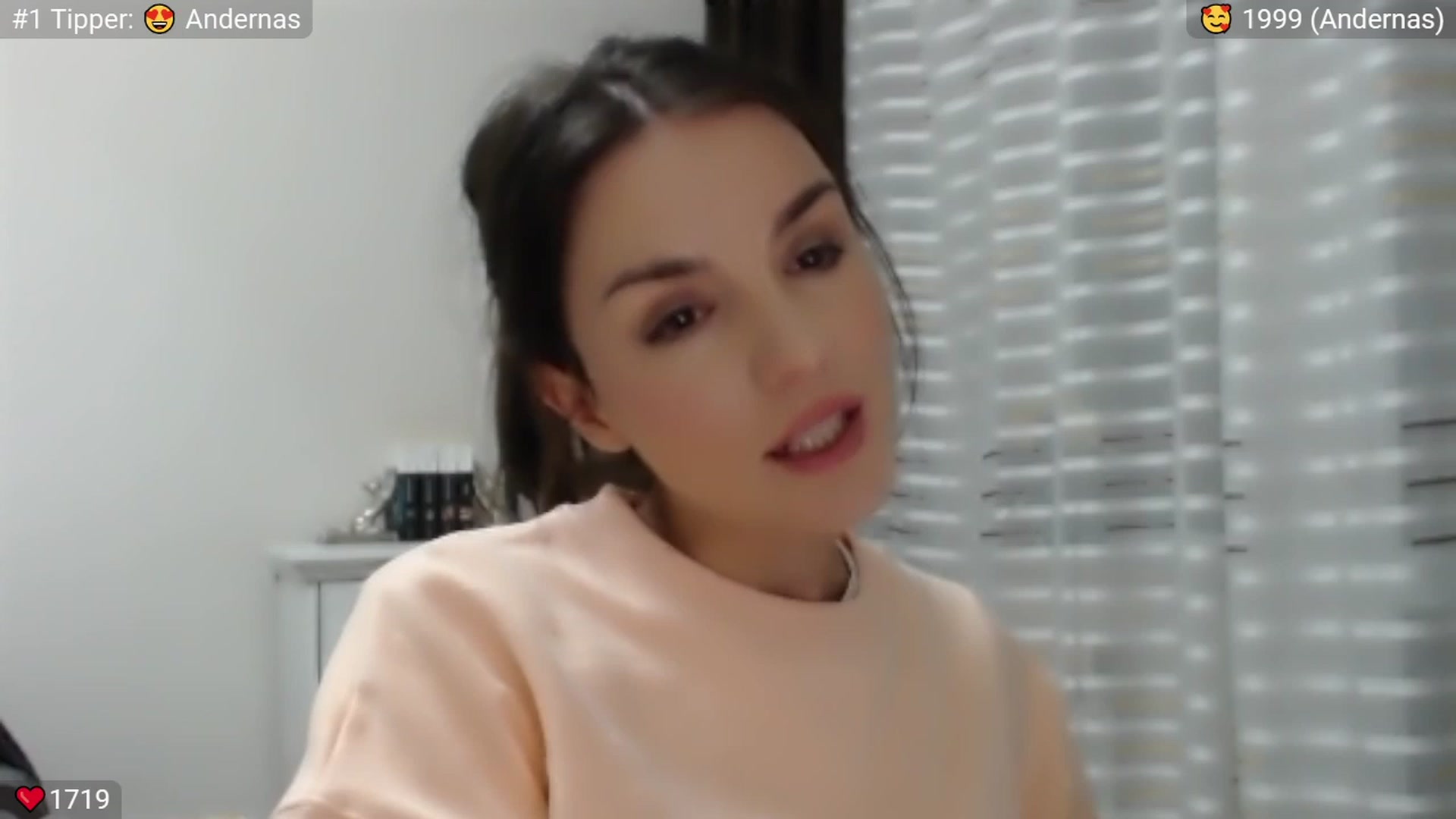 Gallery image thumbnail from Peppermint's myfreecams stream on, 02/03/2024, 23:33 image 10 of 20