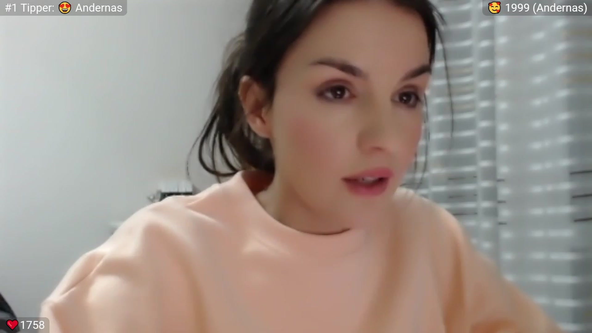 Gallery image thumbnail from Peppermint's myfreecams stream on, 02/03/2024, 23:33 image 6 of 20