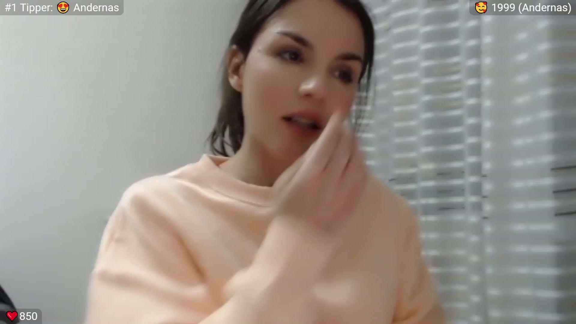 Gallery image thumbnail from Peppermint's myfreecams stream on, 02/04/2024, 02:31 image 1 of 20