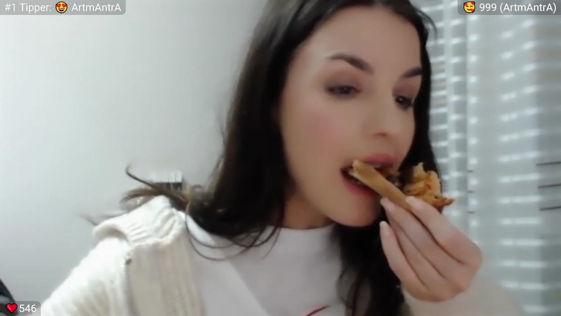 Gallery image thumbnail from Peppermint's myfreecams stream on, 02/05/2024, 01:30 image 6 of 20