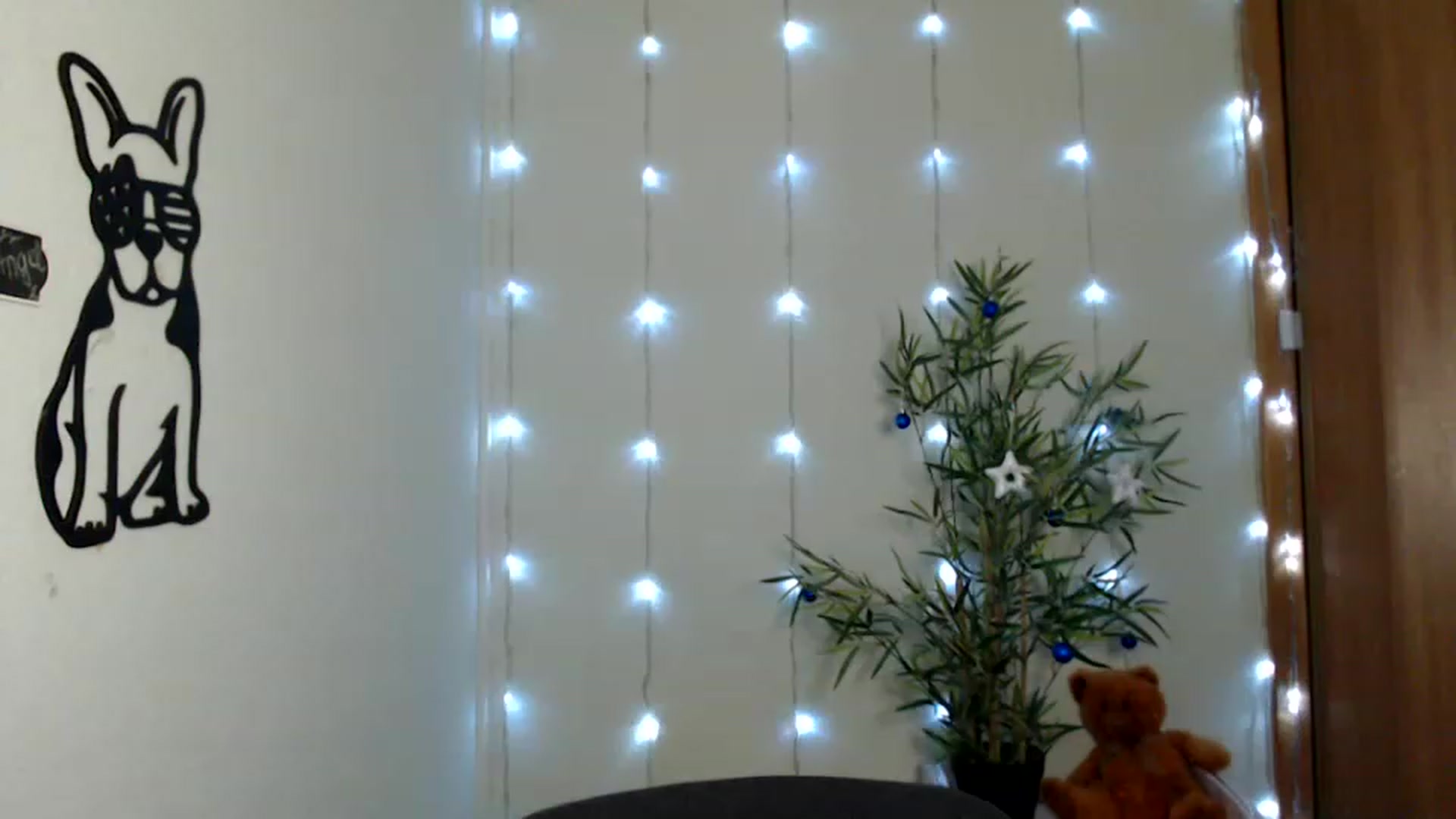 Gallery image thumbnail from PepperoniXXX's myfreecams stream on, 12/16/2022, 15:57 image 12 of 20