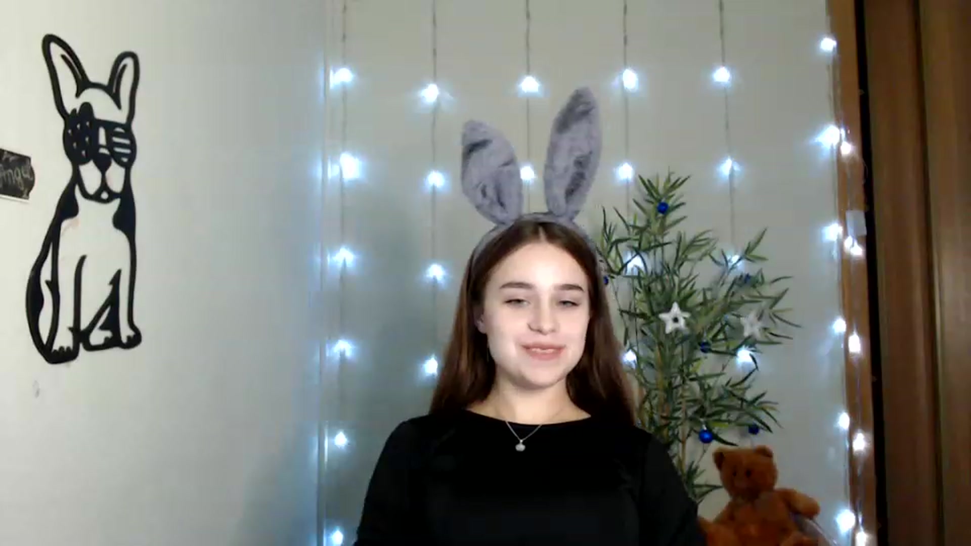 Gallery image thumbnail from PepperoniXXX's myfreecams stream on, 12/18/2022, 13:47 image 12 of 20