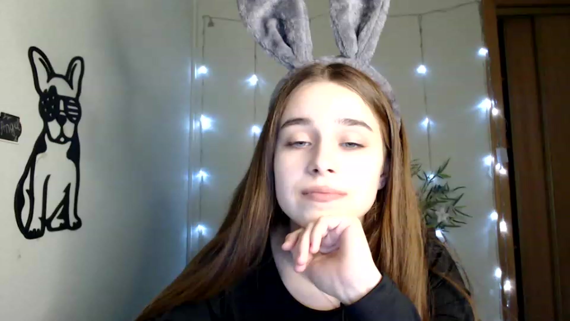 Gallery image thumbnail from PepperoniXXX's myfreecams stream on, 12/18/2022, 17:31 image 1 of 20