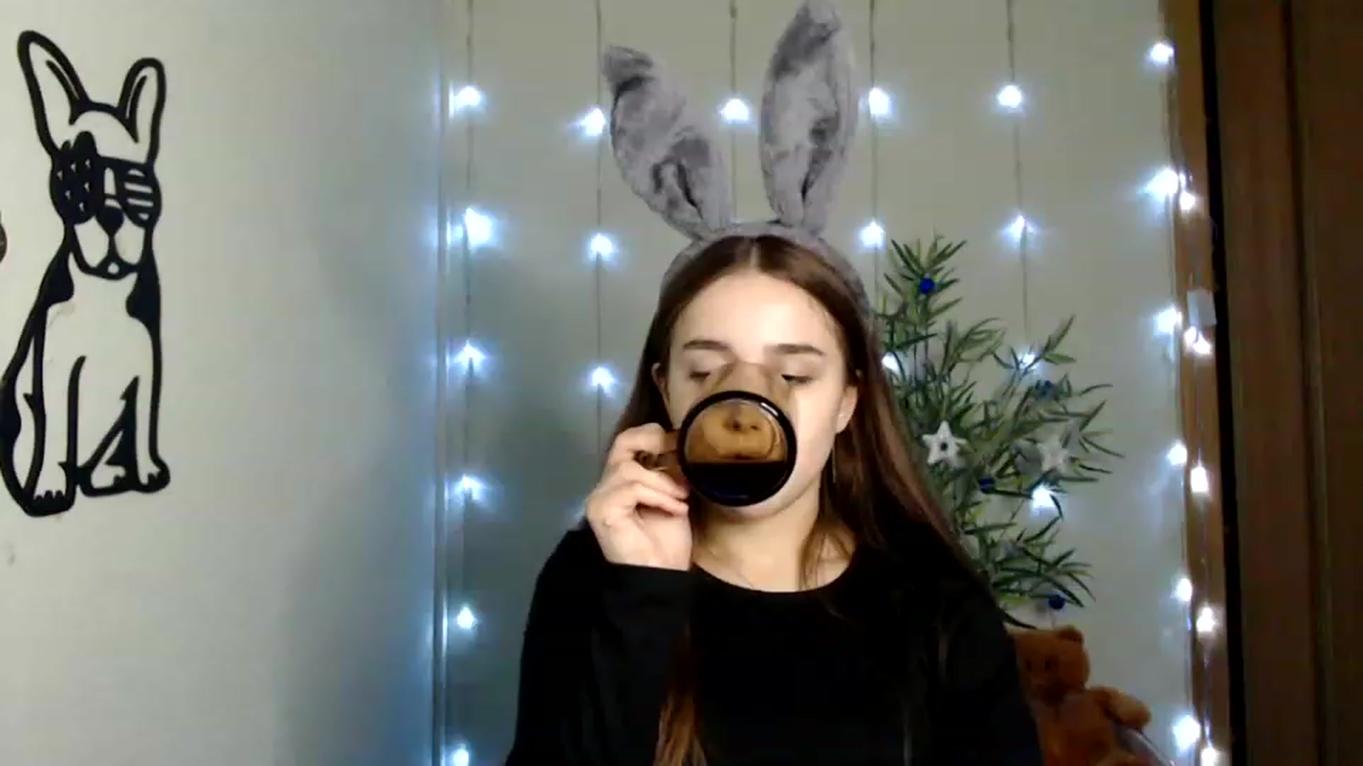 Gallery image thumbnail from PepperoniXXX's myfreecams stream on, 12/18/2022, 17:31 image 7 of 20