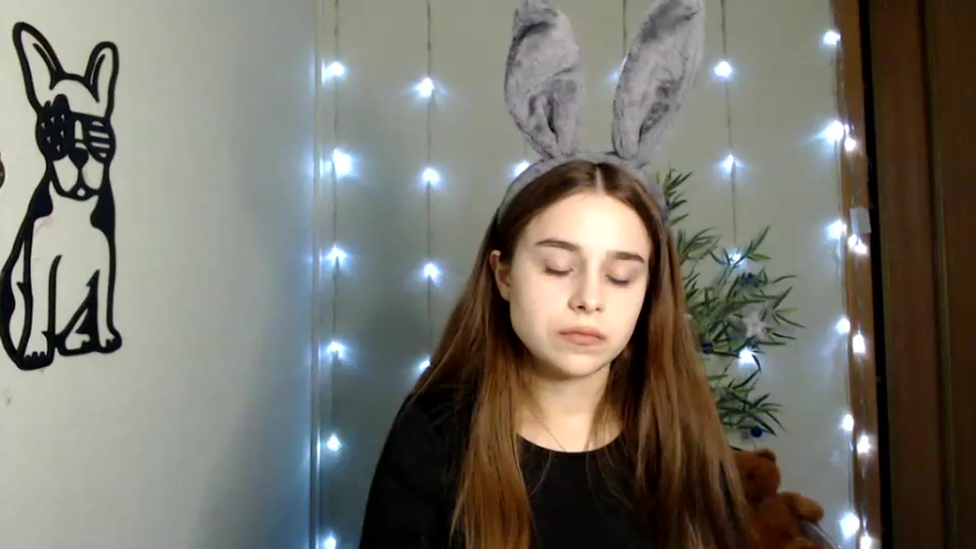 Gallery image thumbnail from PepperoniXXX's myfreecams stream on, 12/18/2022, 17:31 image 15 of 20