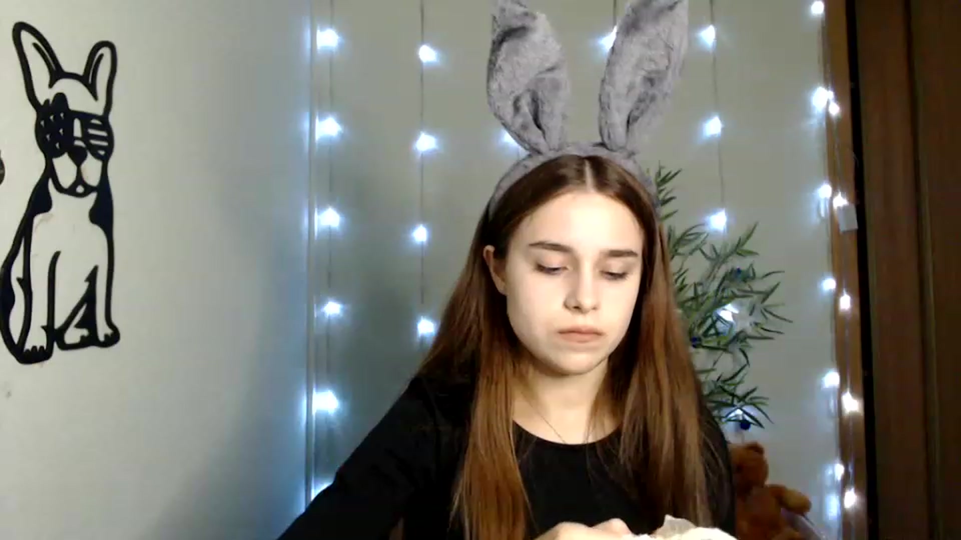 Gallery image thumbnail from PepperoniXXX's myfreecams stream on, 12/18/2022, 17:31 image 12 of 20