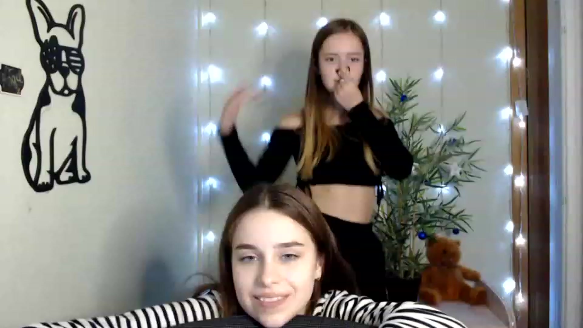 Gallery image thumbnail from PepperoniXXX's myfreecams stream on, 12/23/2022, 16:49 image 15 of 20