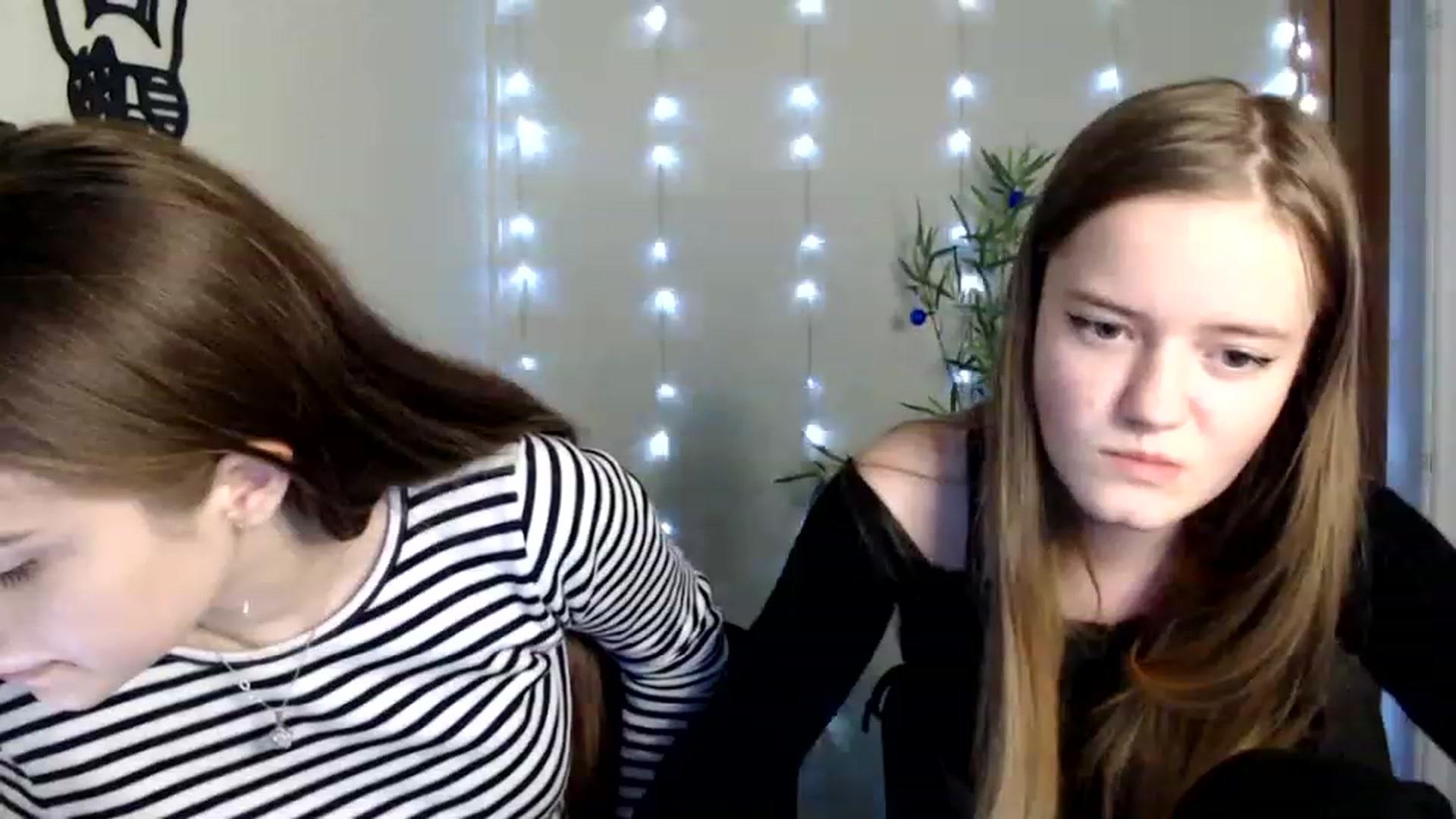Gallery image thumbnail from PepperoniXXX's myfreecams stream on, 12/23/2022, 17:55 image 18 of 20
