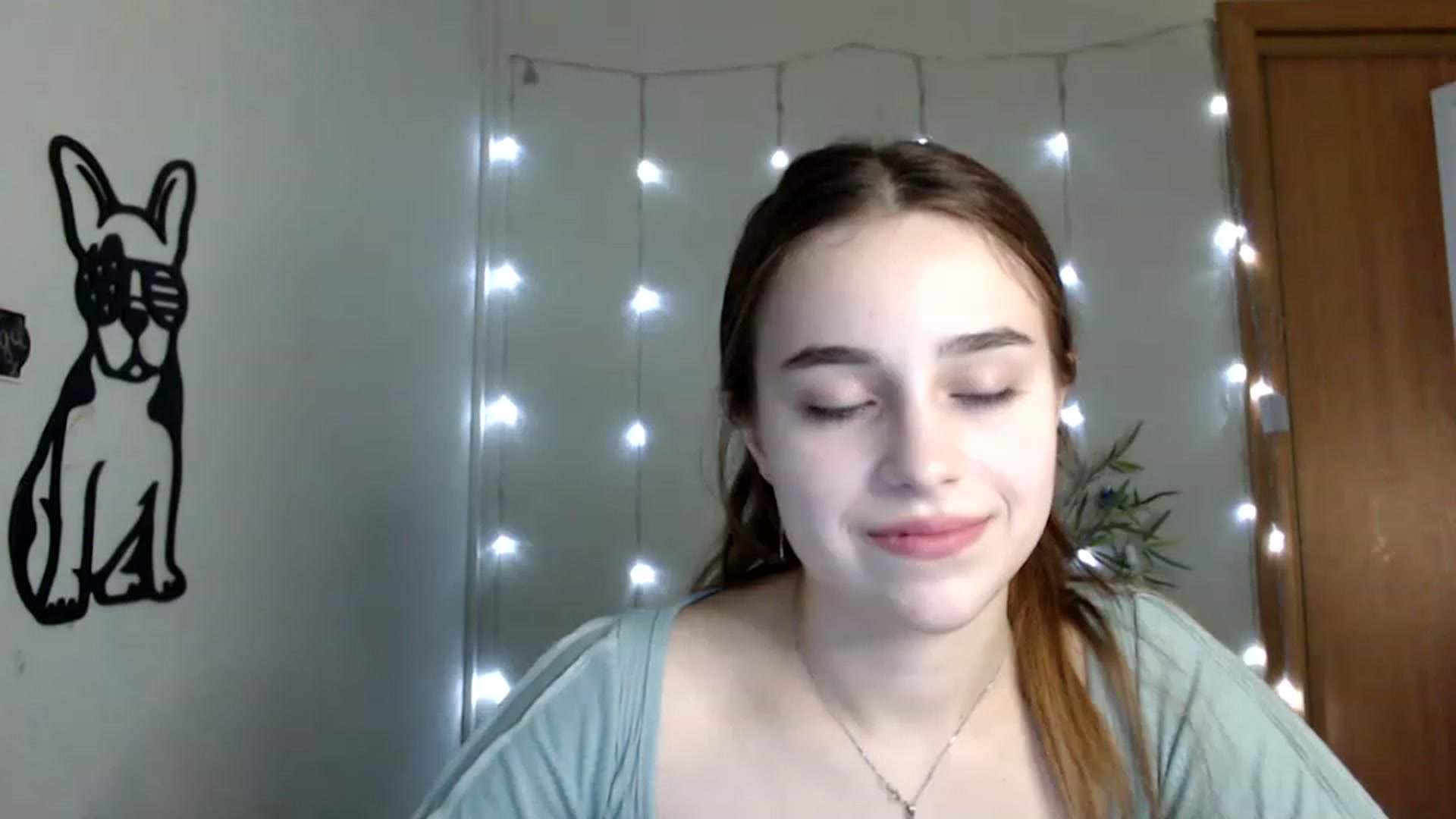 Gallery image thumbnail from PepperoniXXX's myfreecams stream on, 12/30/2022, 15:21 image 14 of 20