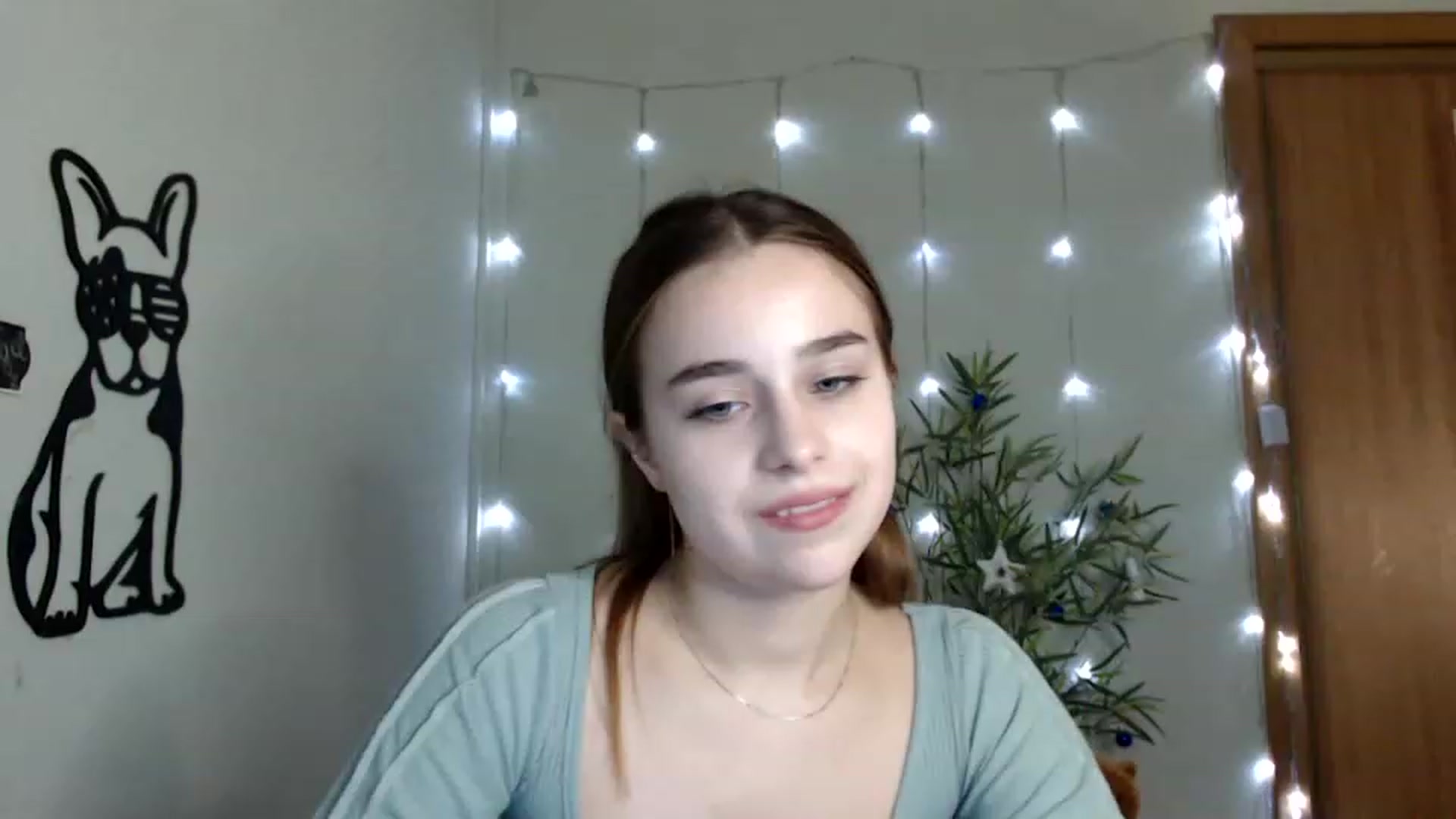 Gallery image thumbnail from PepperoniXXX's myfreecams stream on, 12/30/2022, 18:11 image 11 of 20