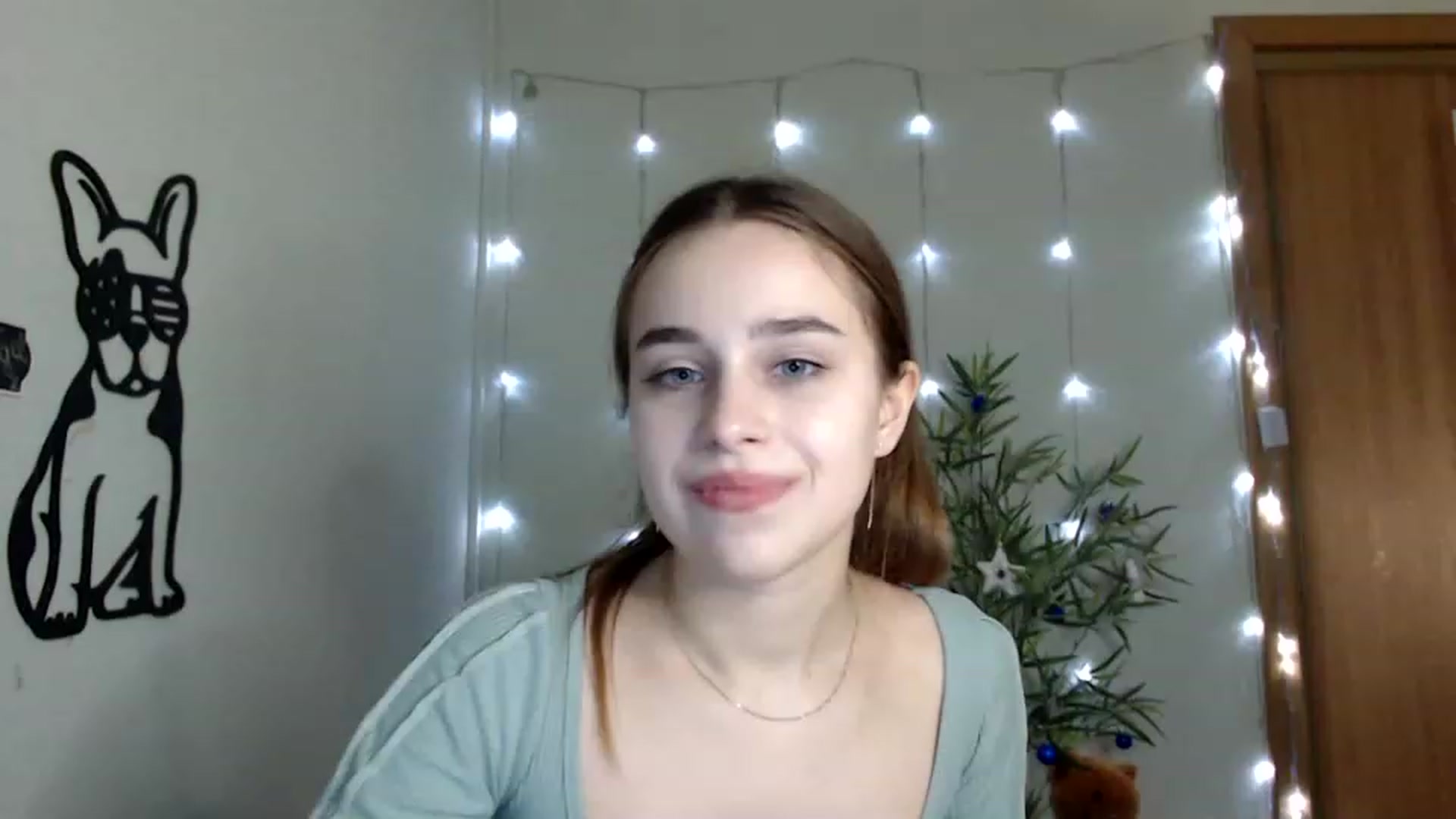 Gallery image thumbnail from PepperoniXXX's myfreecams stream on, 12/30/2022, 18:11 image 4 of 20