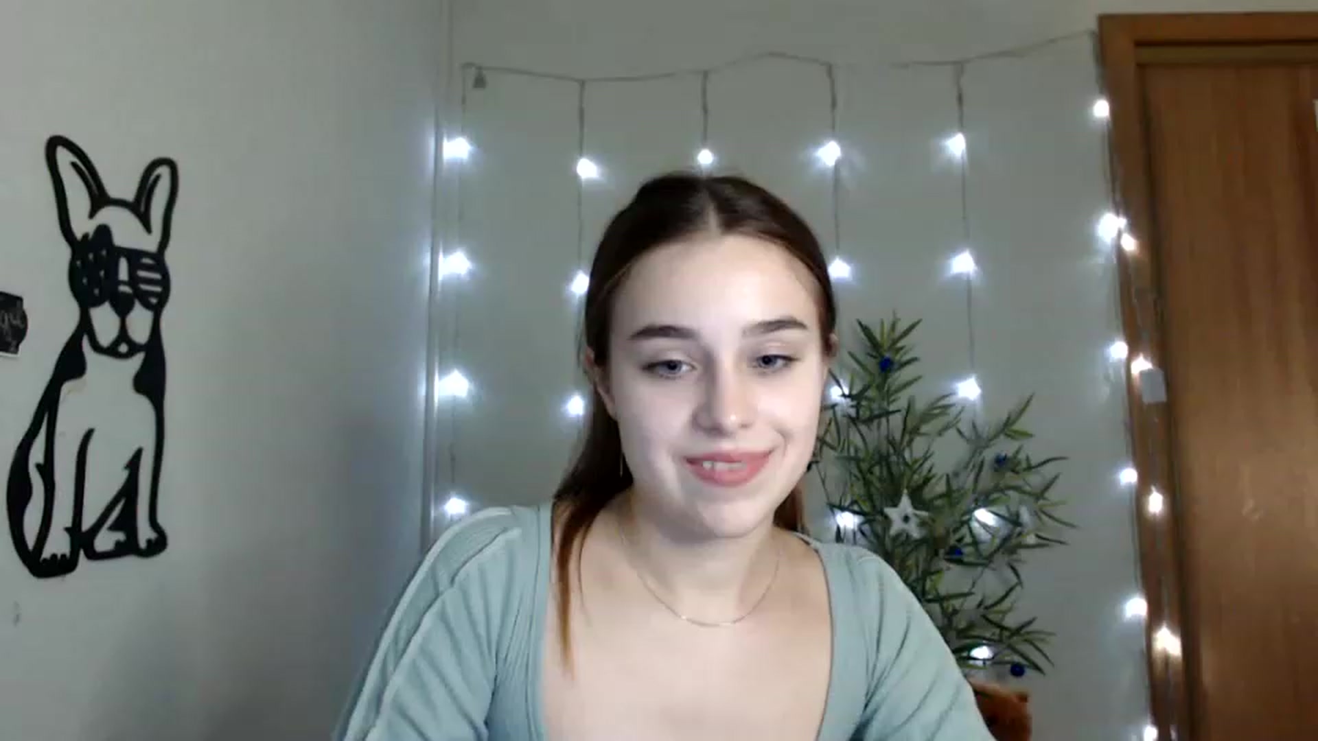 Gallery image thumbnail from PepperoniXXX's myfreecams stream on, 12/30/2022, 18:11 image 8 of 20