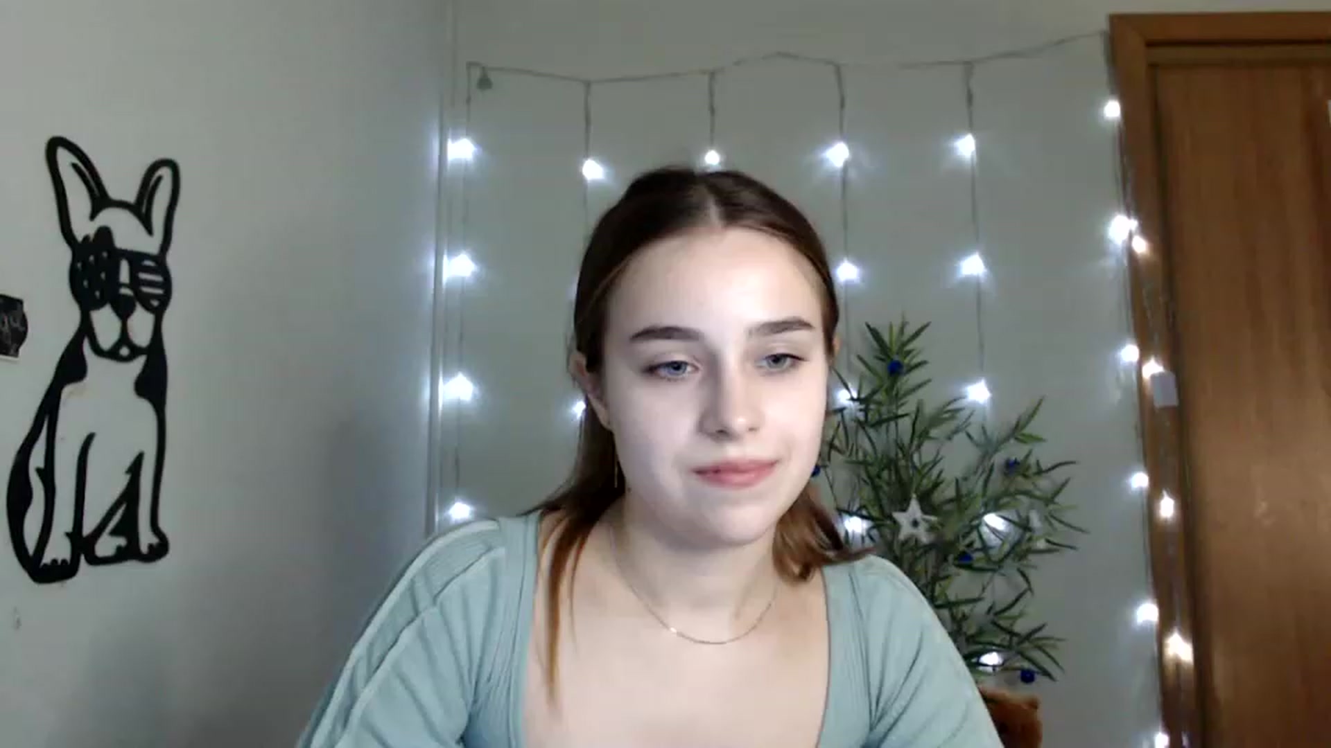 Gallery image thumbnail from PepperoniXXX's myfreecams stream on, 12/30/2022, 18:11 image 15 of 20