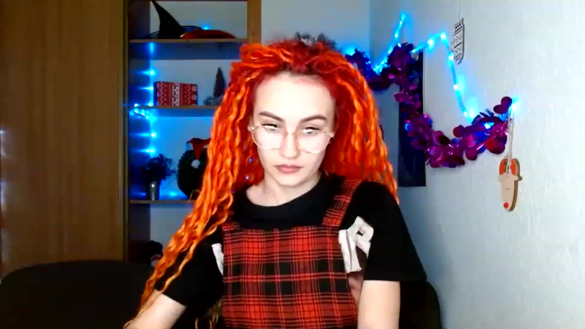 Gallery image thumbnail from PepperoniXXX's myfreecams stream on, 01/13/2023, 18:09 image 18 of 20