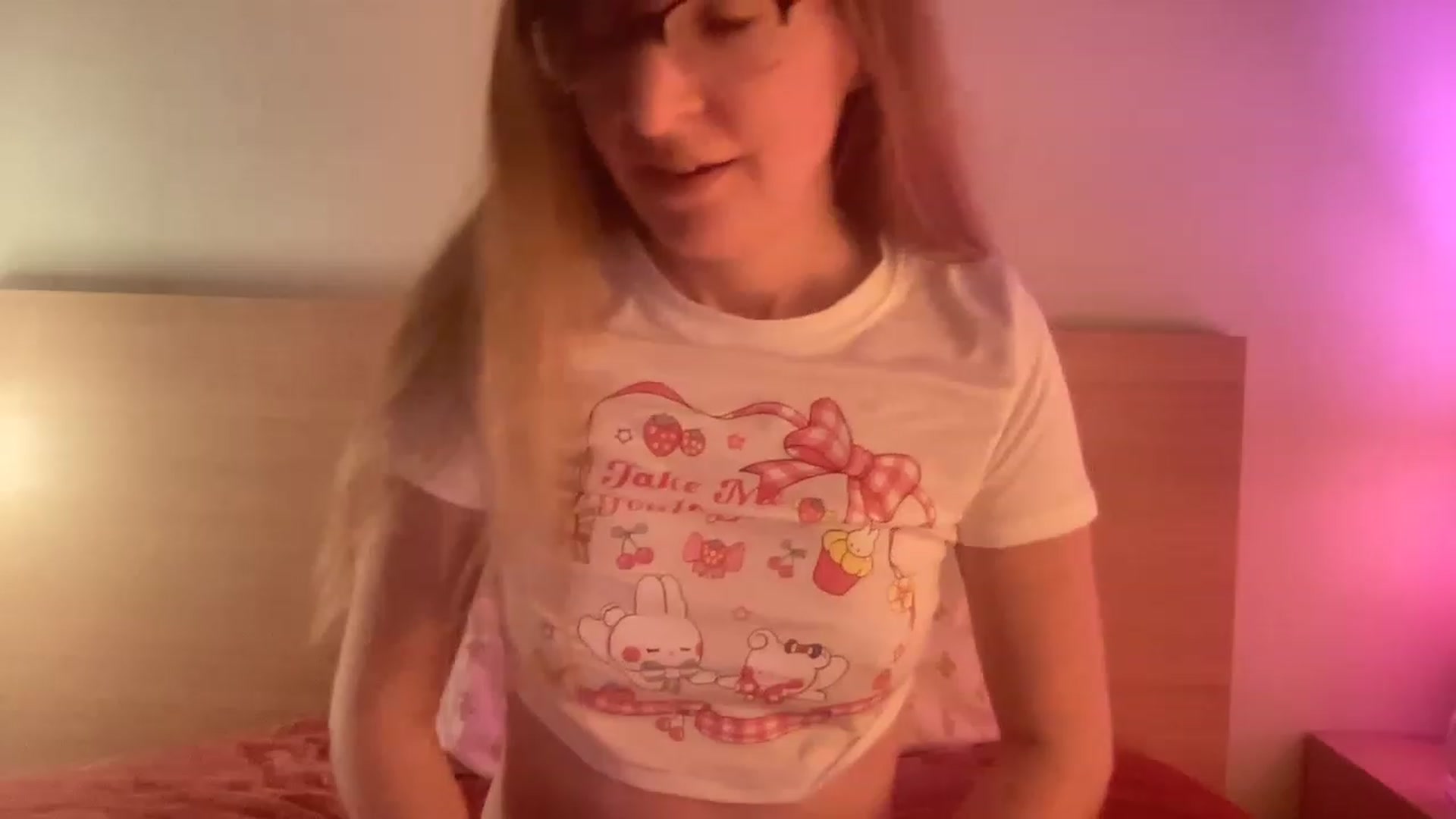Gallery image thumbnail from Peppymint's myfreecams stream on, 04/06/2023, 06:12 image 6 of 20
