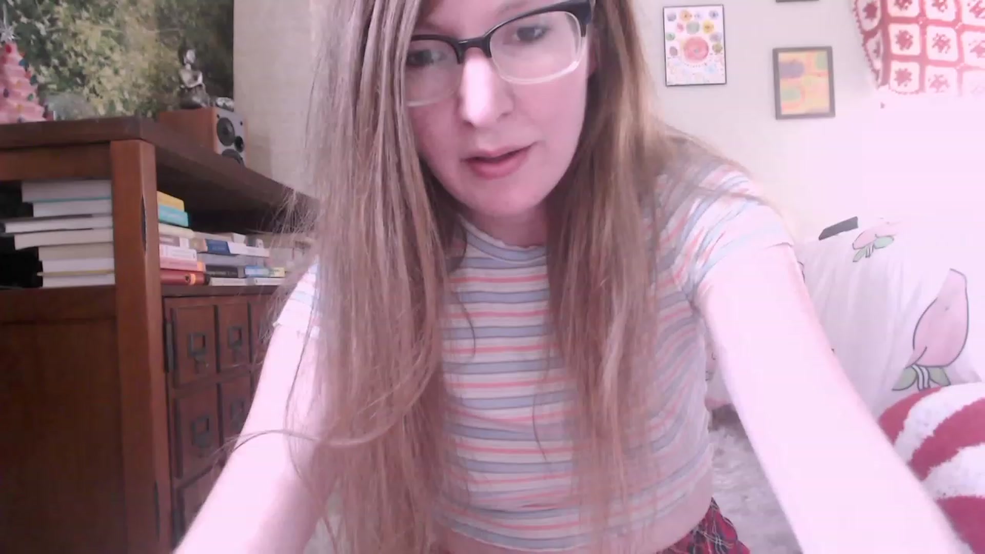 Gallery image thumbnail from Peppymint's myfreecams stream on, 05/25/2023, 20:49 image 19 of 20