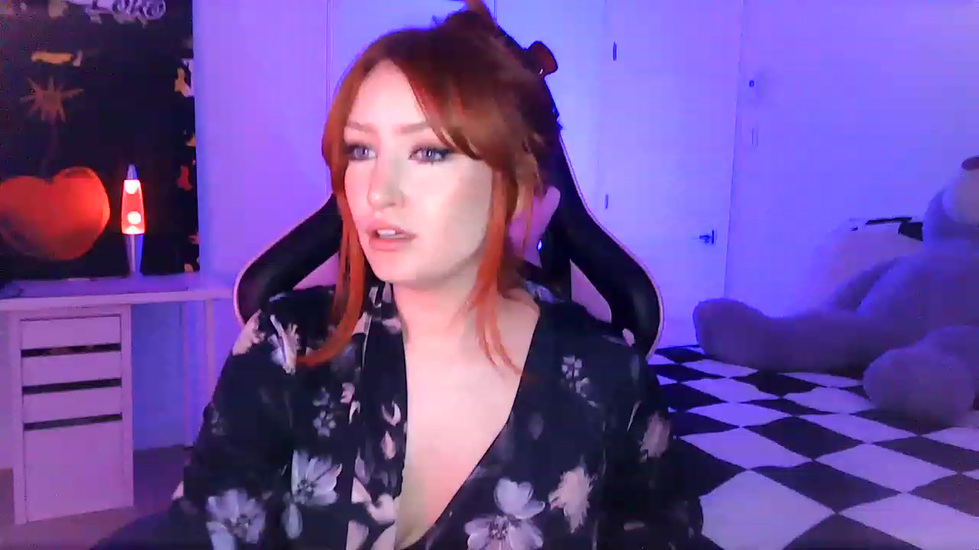 Gallery image thumbnail from Pepsi_Girl's myfreecams stream on, 07/06/2023, 22:57 image 3 of 20