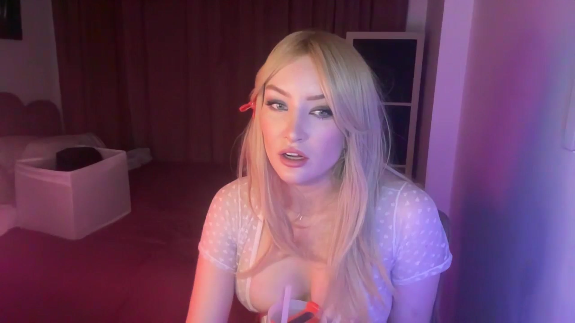 Gallery image thumbnail from Pepsi_Girl's myfreecams stream on, 12/07/2024, 20:48 image 10 of 20