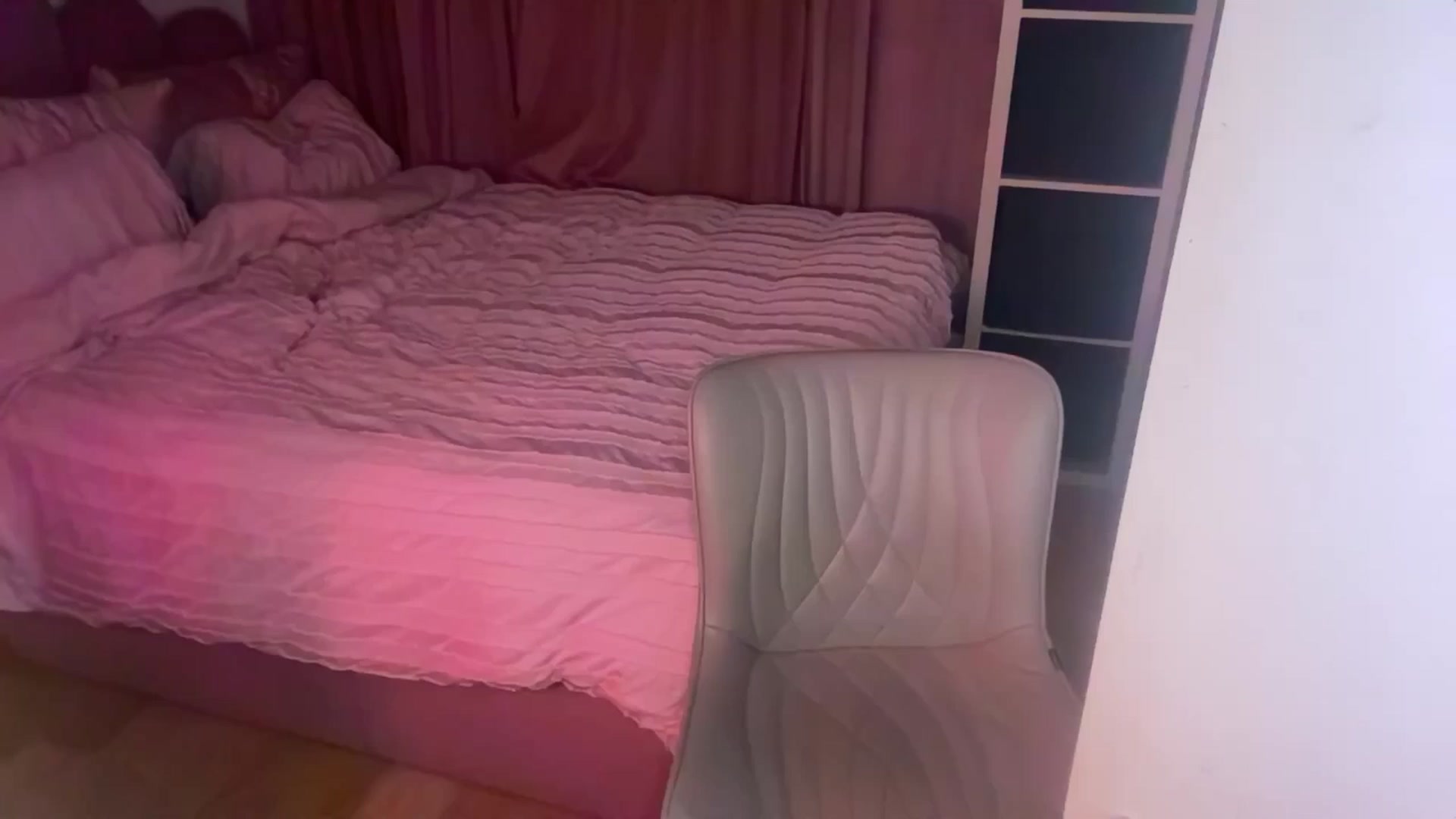 Gallery image thumbnail from Pepsi_Girl's myfreecams stream on, 08/24/2025, 19:29 image 7 of 20