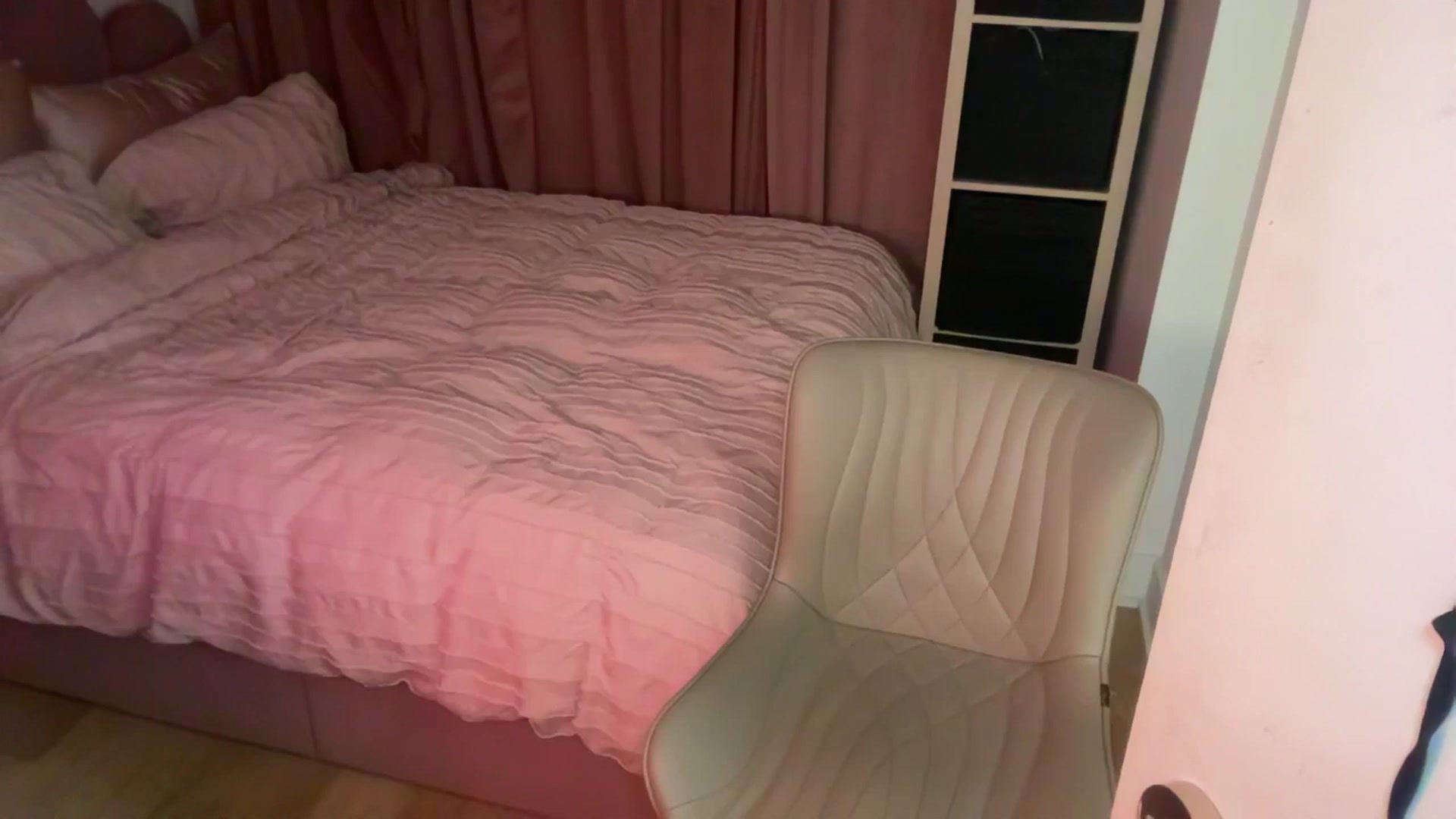 Gallery image thumbnail from Pepsi_Girl's myfreecams stream on, 09/20/2025, 19:06 image 4 of 20