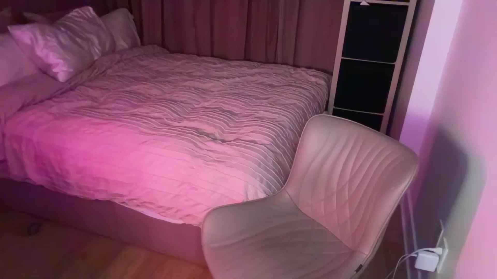 Gallery image thumbnail from Pepsi_Girl's myfreecams stream on, 10/05/2025, 20:32 image 18 of 20