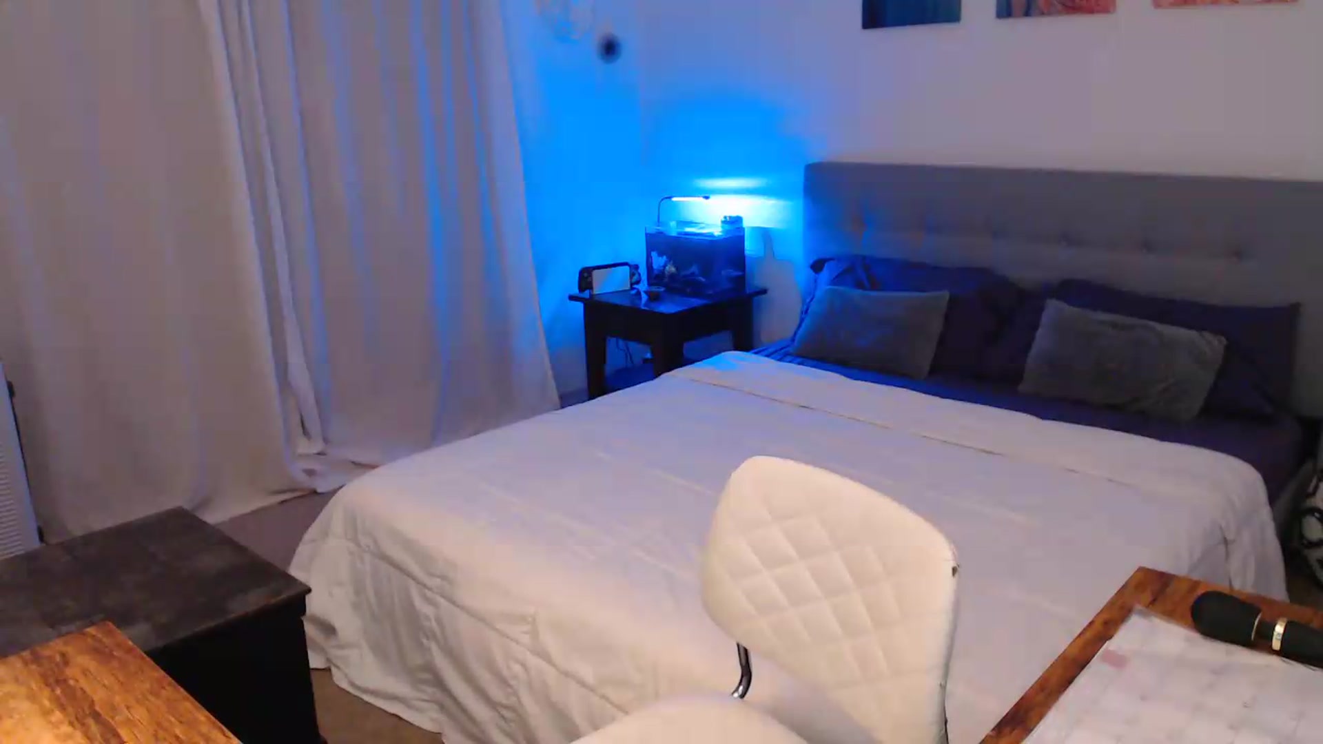 Gallery image thumbnail from PerfectMeadow's myfreecams stream on, 05/19/2026, 05:12 image 14 of 20