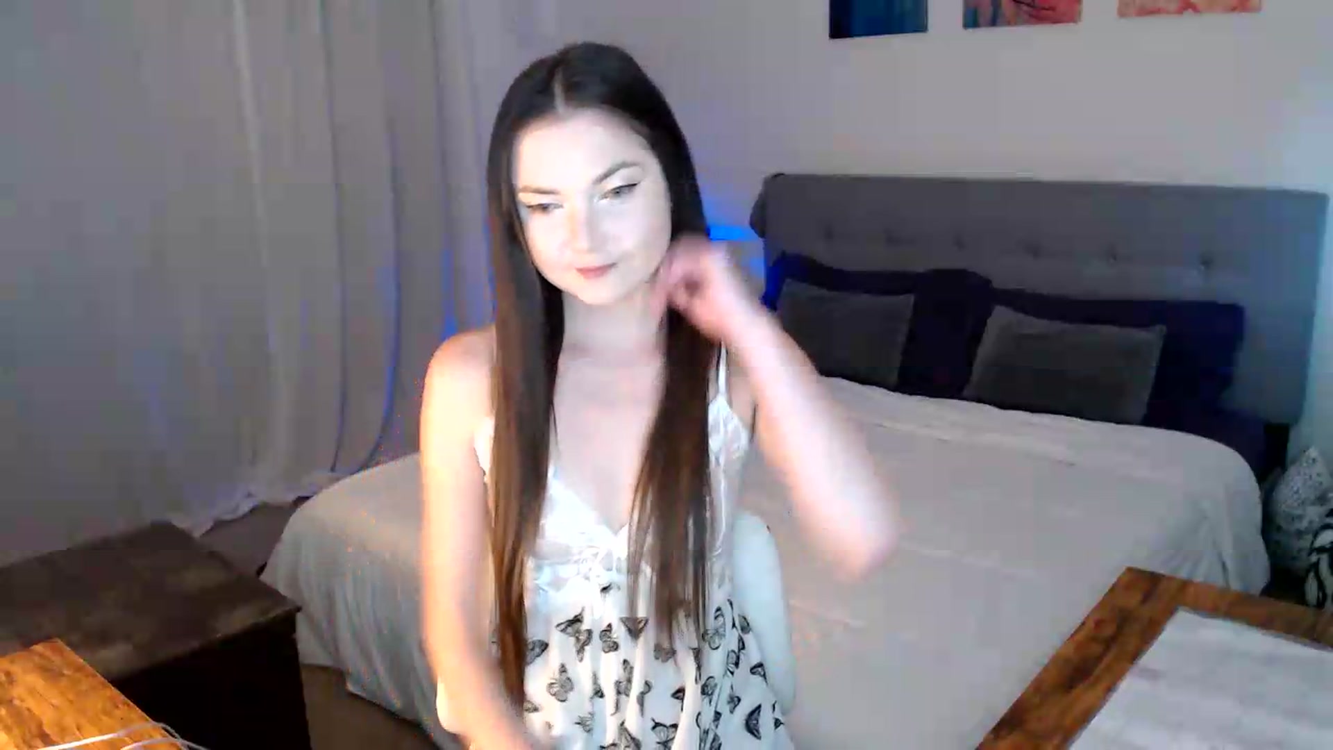 Gallery image thumbnail from PerfectMeadow's myfreecams stream on, 07/18/2026, 03:58 image 2 of 20