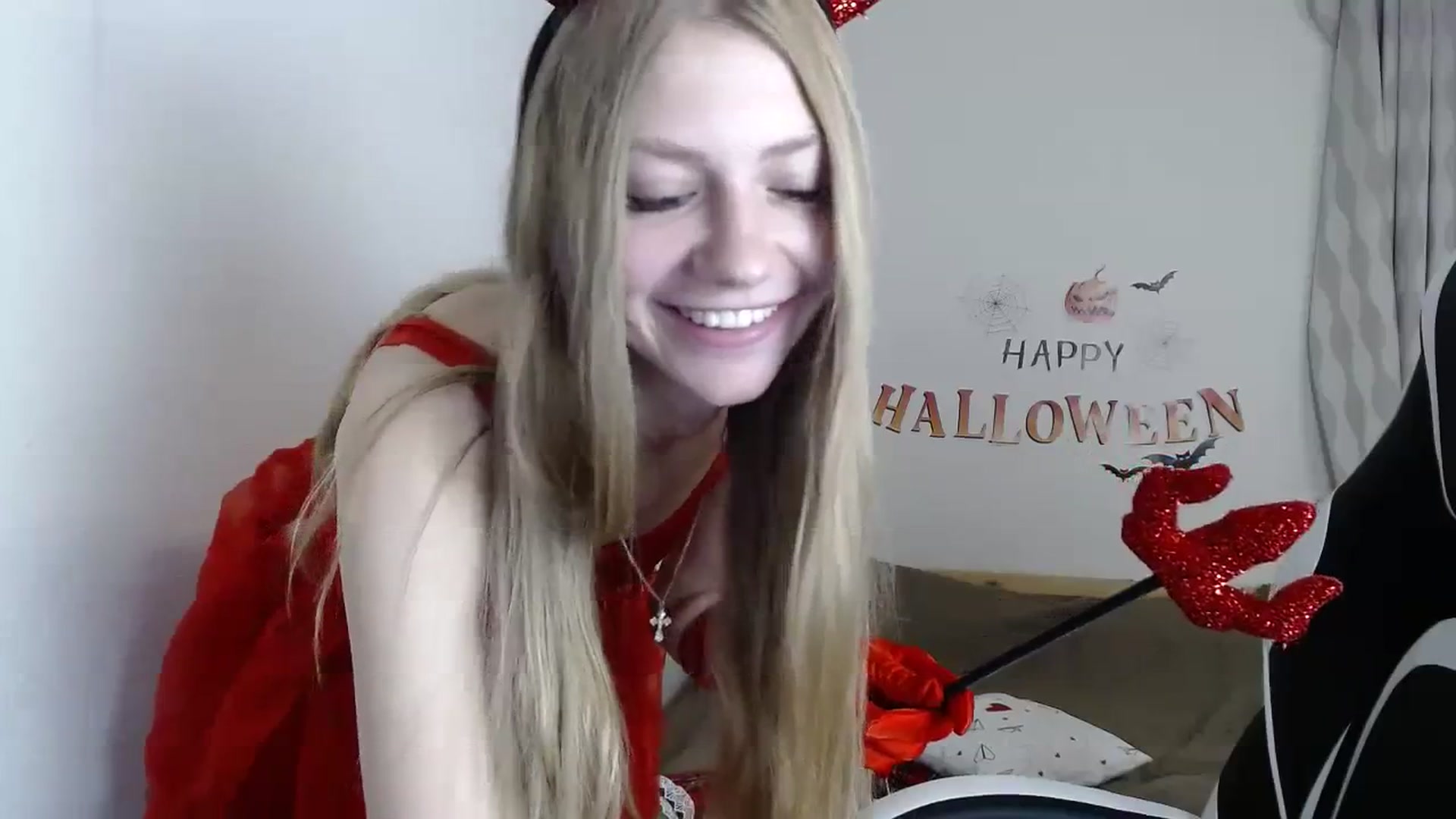 Gallery image thumbnail from Perfect_Blond's myfreecams stream on, 11/03/2023, 05:40 image 4 of 20