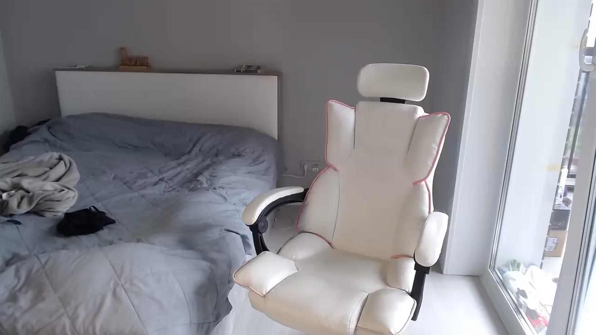 Gallery image thumbnail from Perfect_Blond's myfreecams stream on, 06/12/2024, 05:28 image 18 of 20