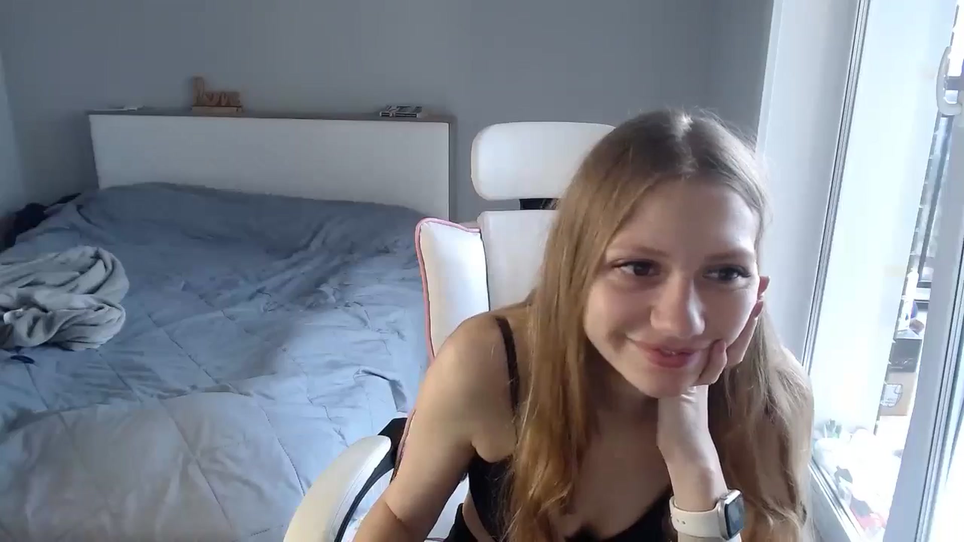 Gallery image thumbnail from Perfect_Blond's myfreecams stream on, 06/12/2024, 05:28 image 5 of 20