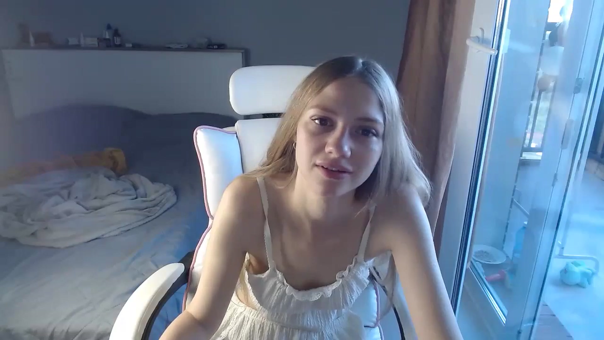 Gallery image thumbnail from Perfect_Blond's myfreecams stream on, 08/05/2024, 02:16 image 7 of 20