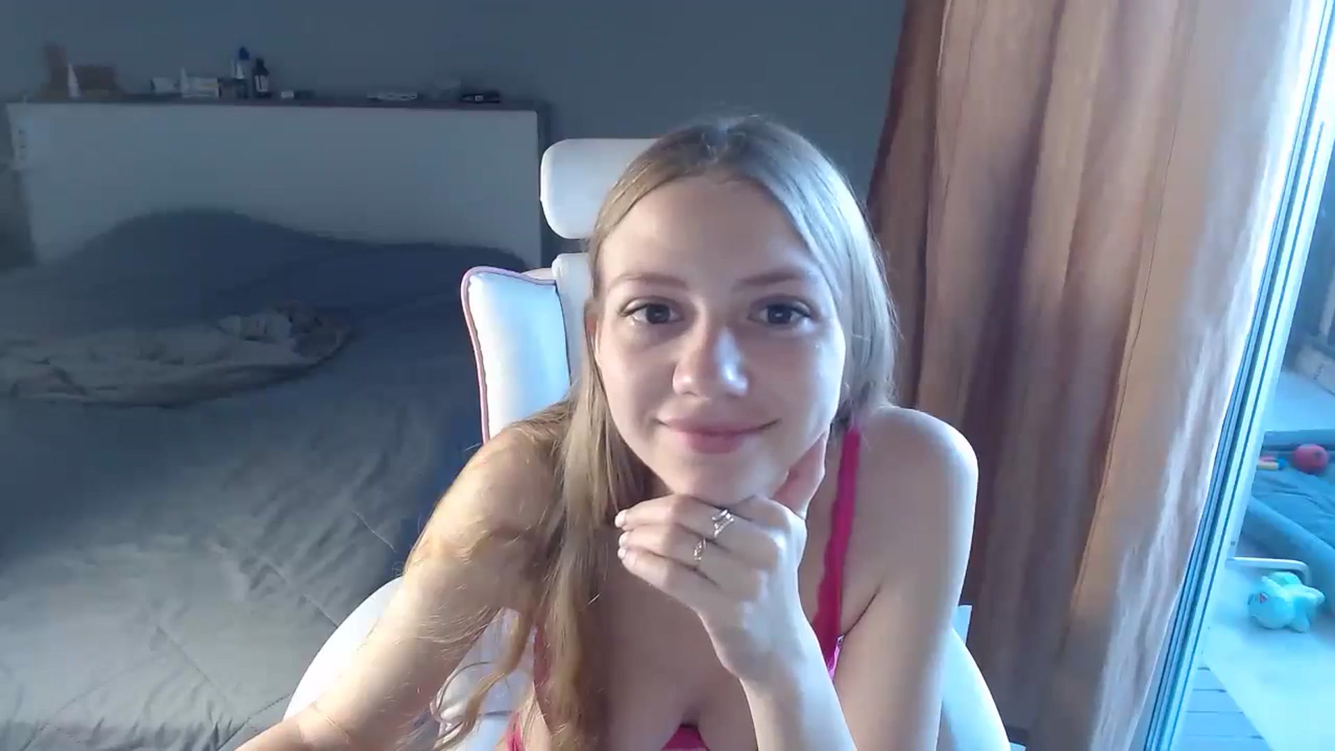 Gallery image thumbnail from Perfect_Blond's myfreecams stream on, 08/06/2024, 01:54 image 4 of 20
