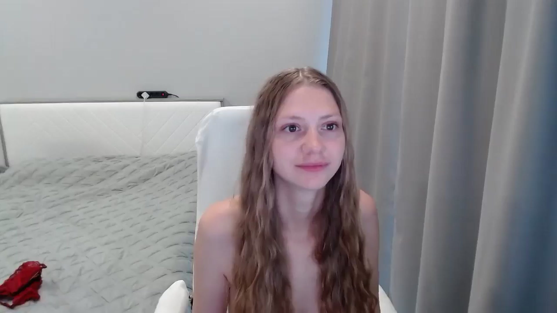 Gallery image thumbnail from Perfect_Blond's myfreecams stream on, 07/26/2025, 24:33 image 17 of 20