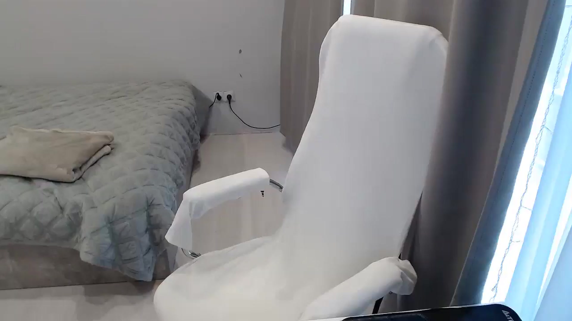 Gallery image thumbnail from Perfect_Blond's myfreecams stream on, 10/22/2025, 06:13 image 18 of 20
