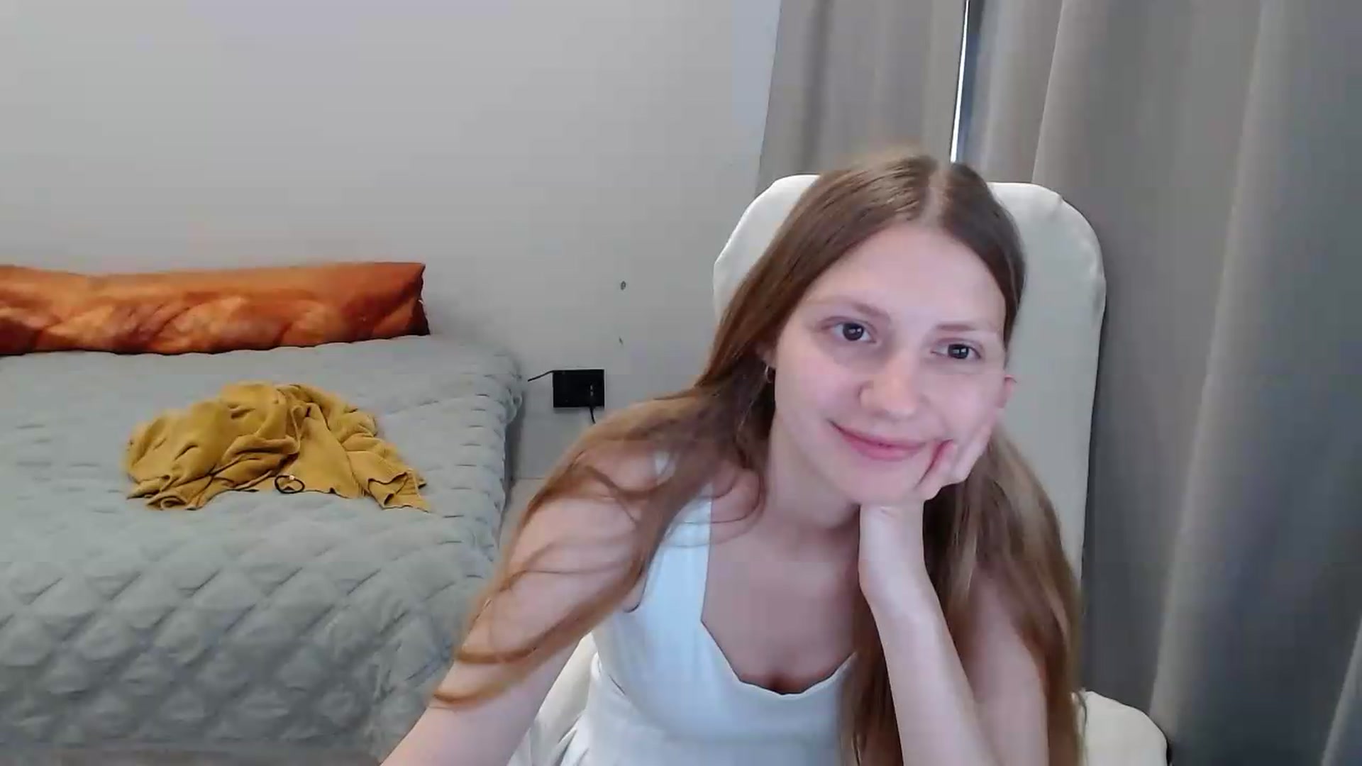 Gallery image thumbnail from Perfect_Blond's myfreecams stream on, 05/05/2026, 04:47 image 14 of 20