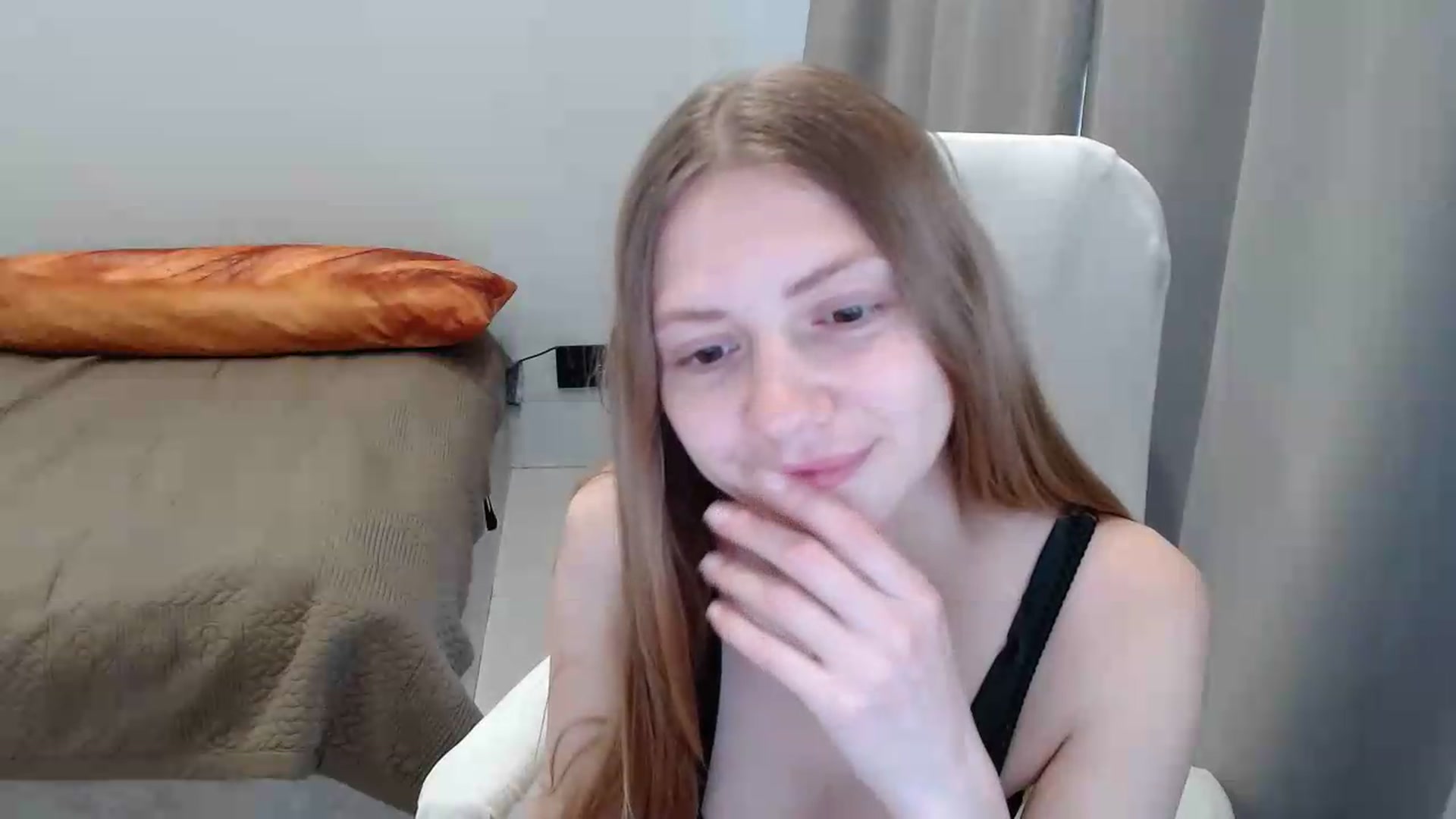 Gallery image thumbnail from Perfect_Blond's myfreecams stream on, 05/31/2026, 06:51 image 17 of 20