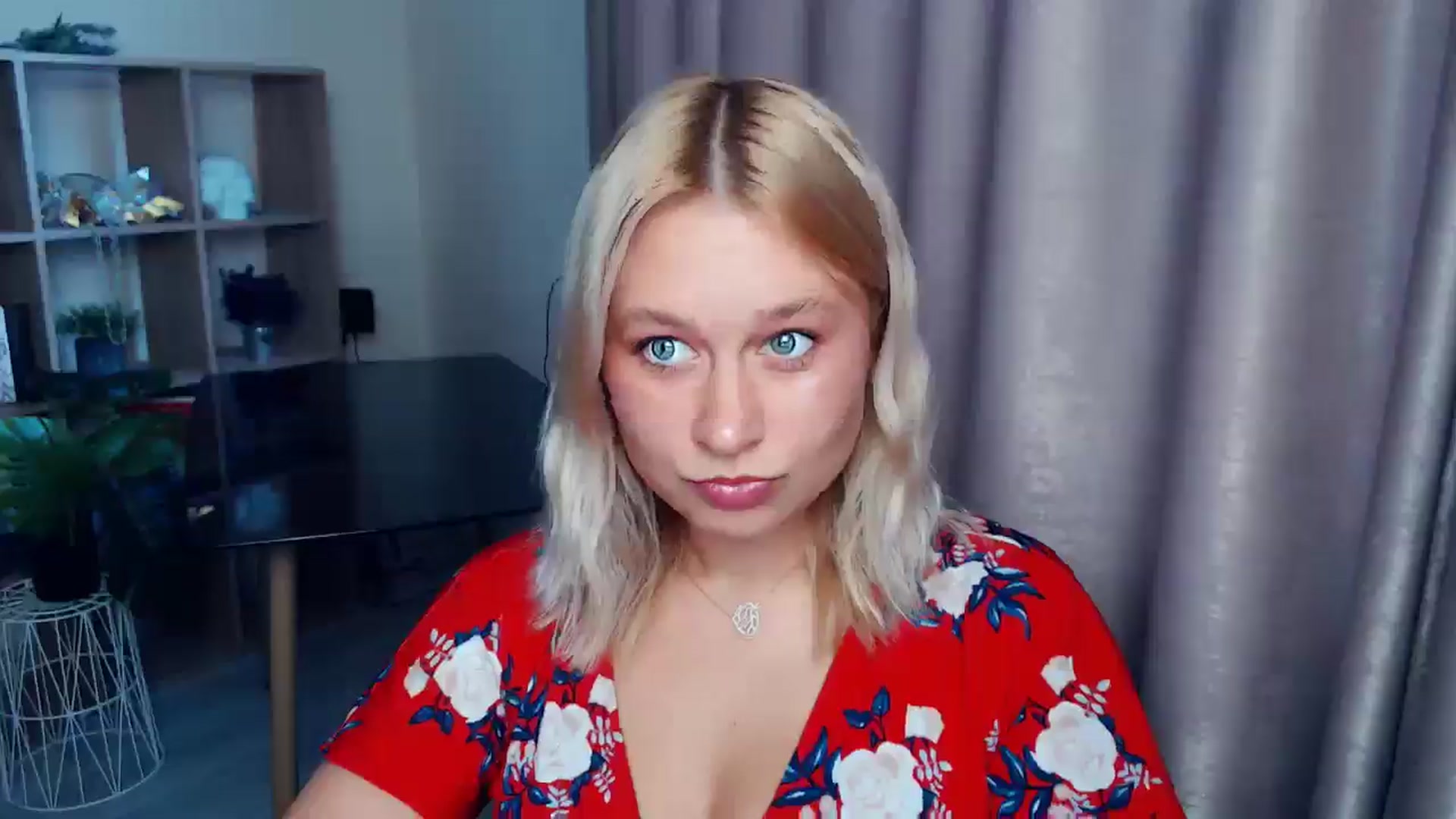 Gallery image thumbnail from Perfect_Star's myfreecams stream on, 09/06/2025, 16:42 image 6 of 20