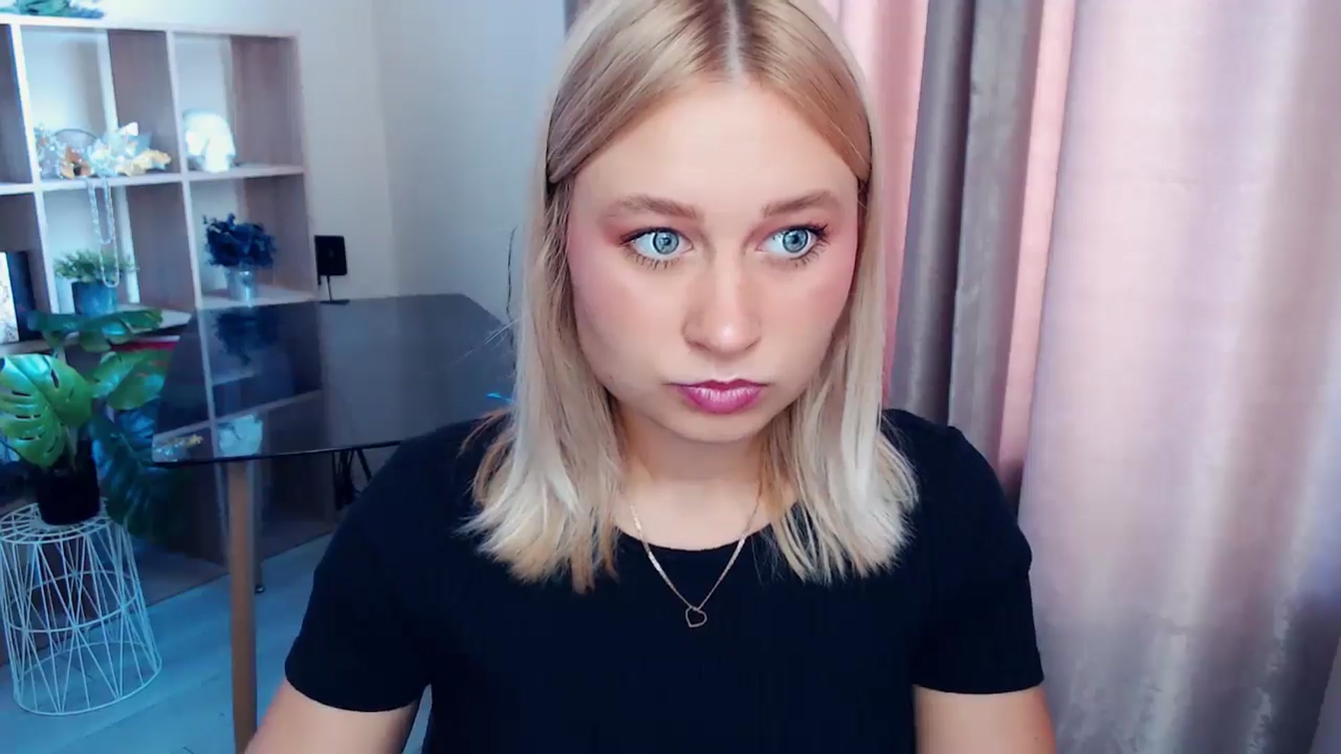 Gallery image thumbnail from Perfect_Star's myfreecams stream on, 09/07/2025, 07:59 image 3 of 20