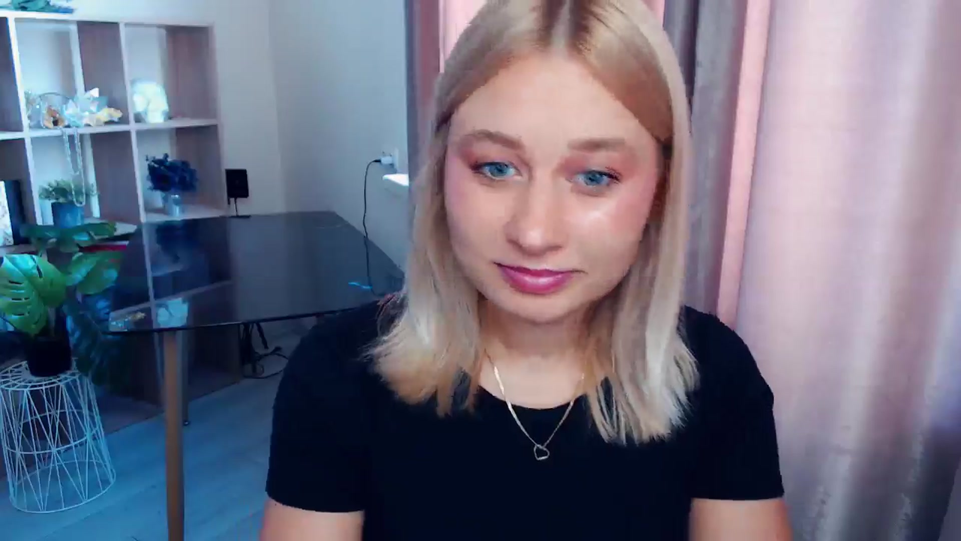 Gallery image thumbnail from Perfect_Star's myfreecams stream on, 09/07/2025, 07:59 image 2 of 20