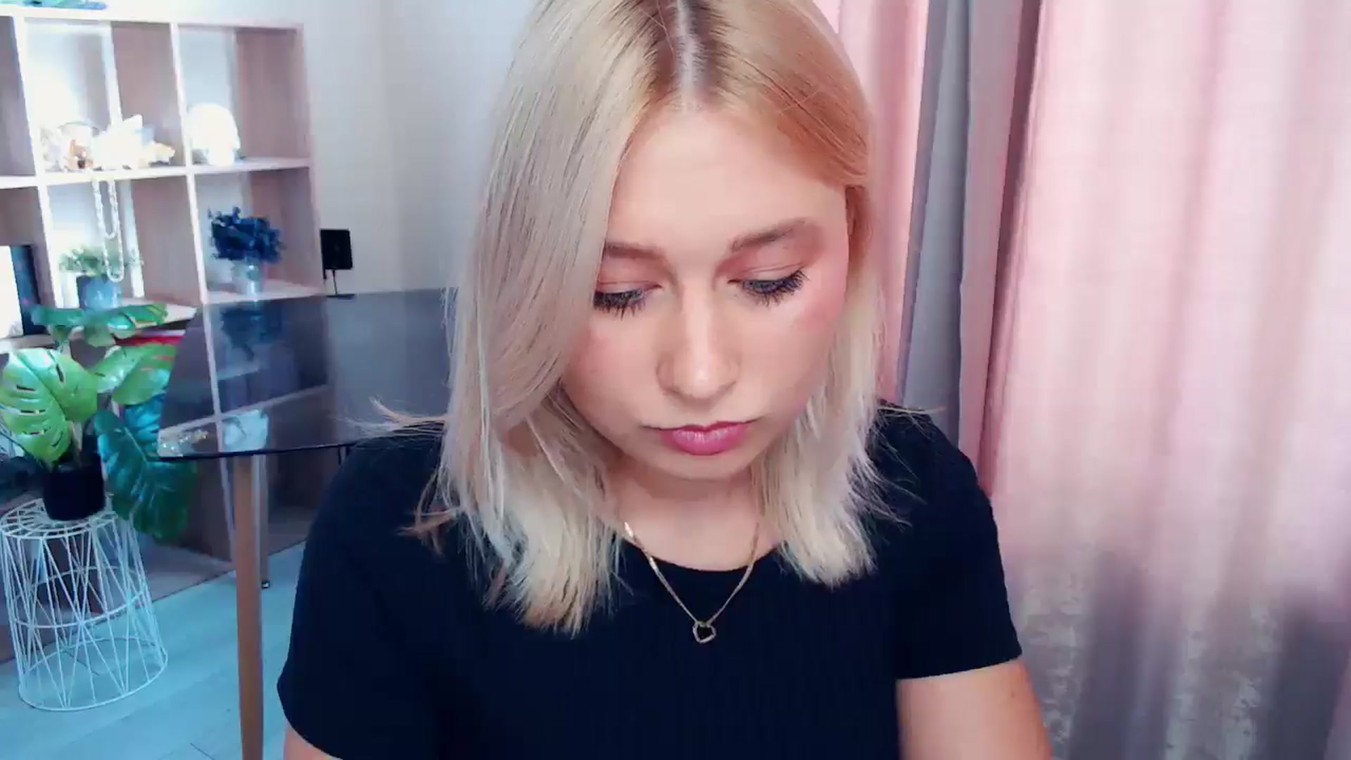 Gallery image thumbnail from Perfect_Star's myfreecams stream on, 09/07/2025, 10:31 image 3 of 20