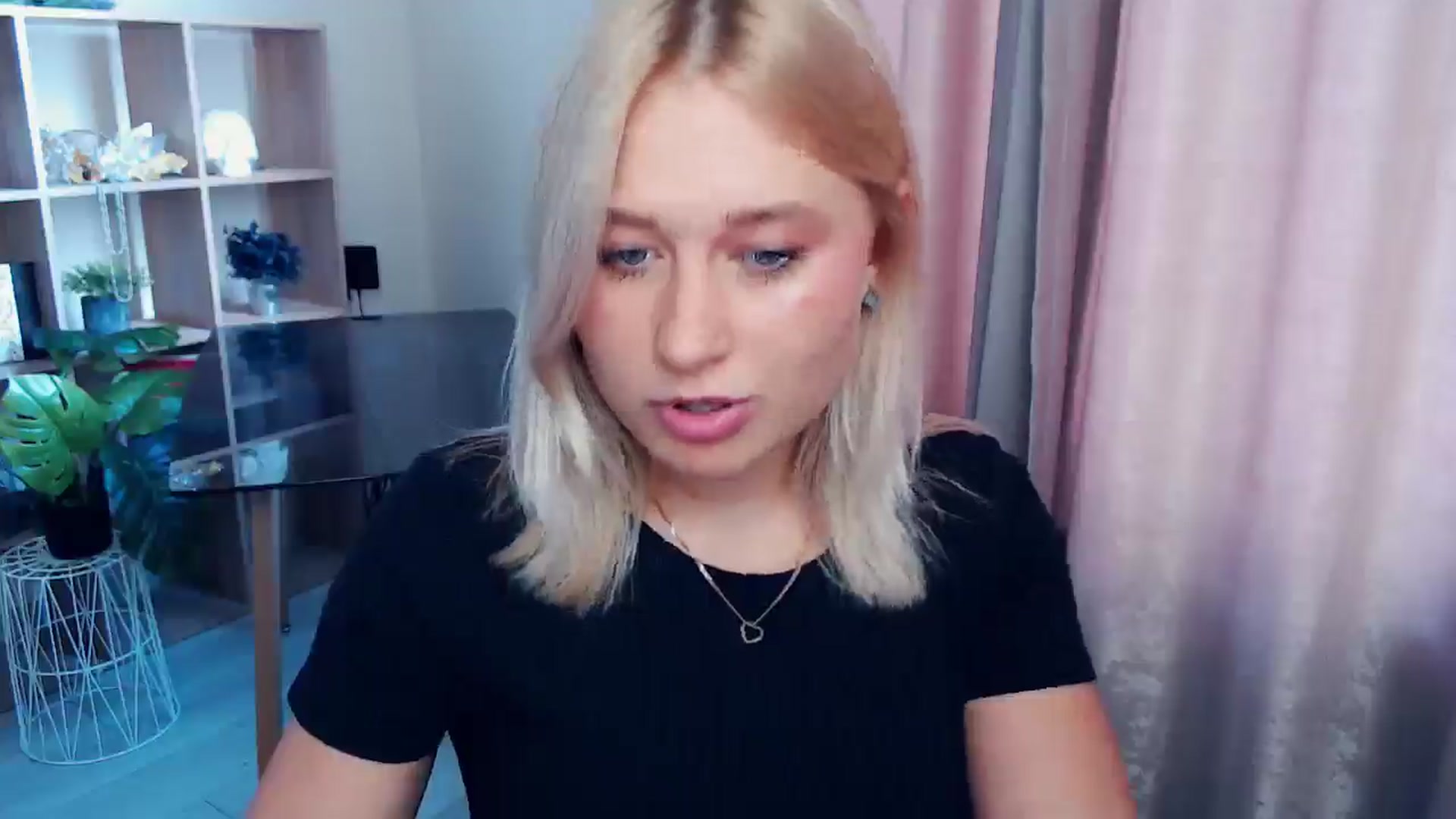 Gallery image thumbnail from Perfect_Star's myfreecams stream on, 09/07/2025, 10:31 image 6 of 20
