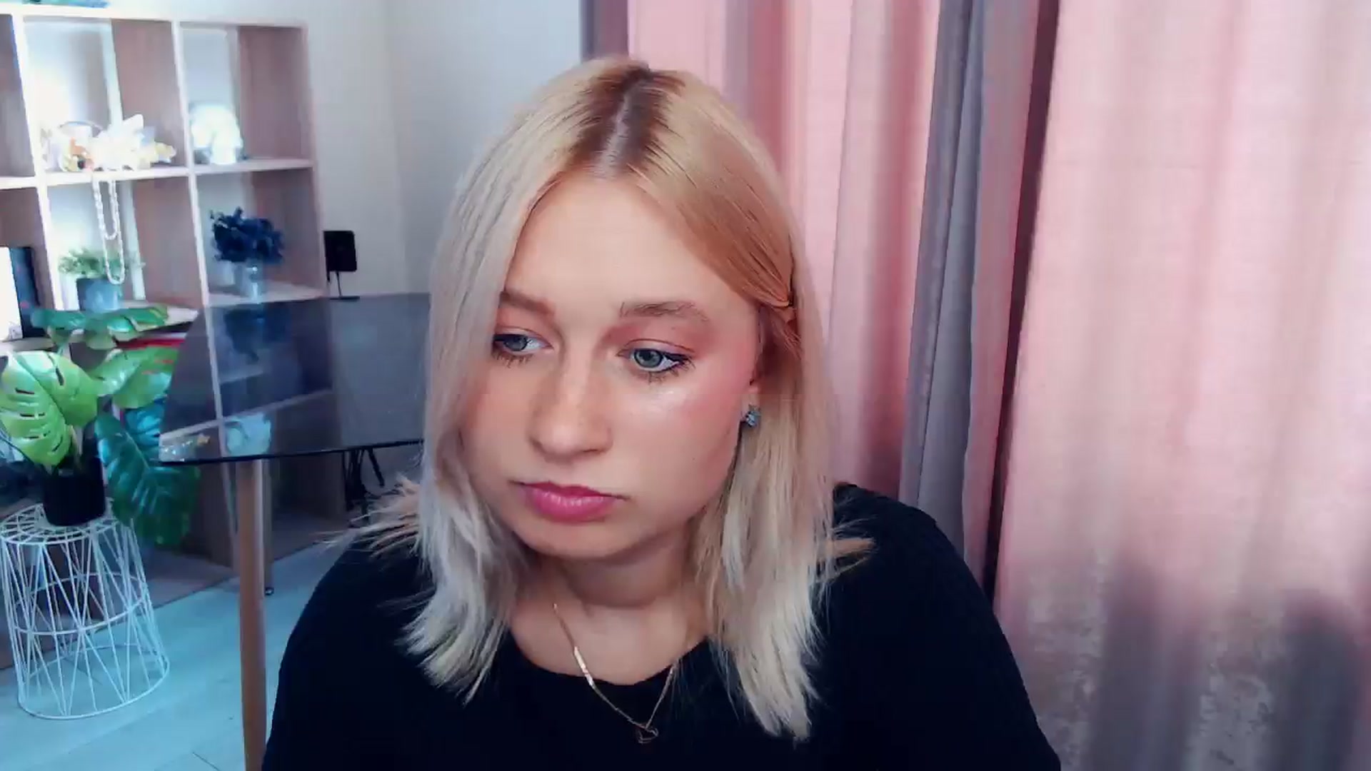 Gallery image thumbnail from Perfect_Star's myfreecams stream on, 09/07/2025, 10:31 image 15 of 20